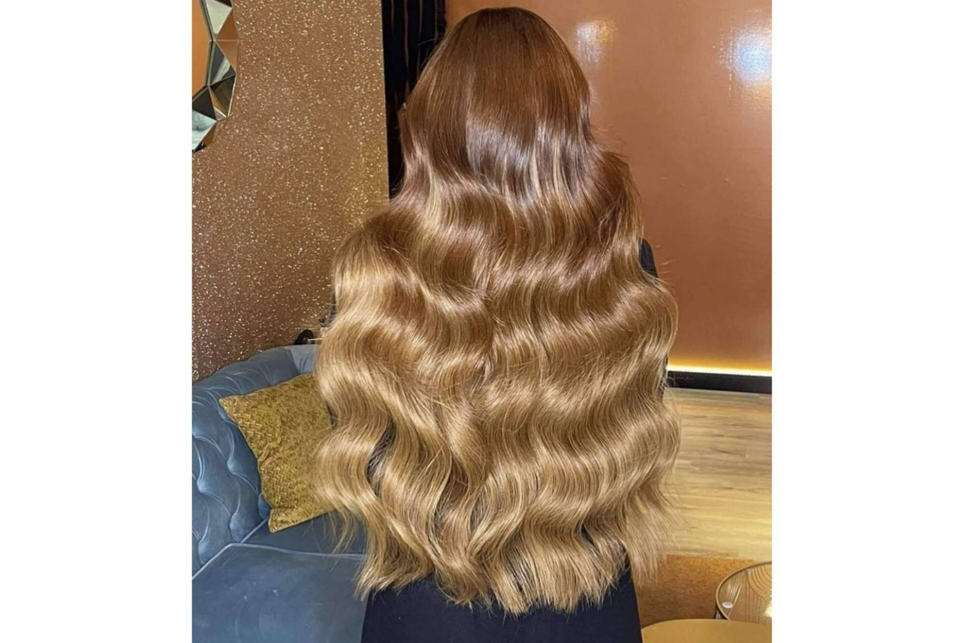 Extensiones adhesivas de Glam & Extensions para lograr un cambio de look