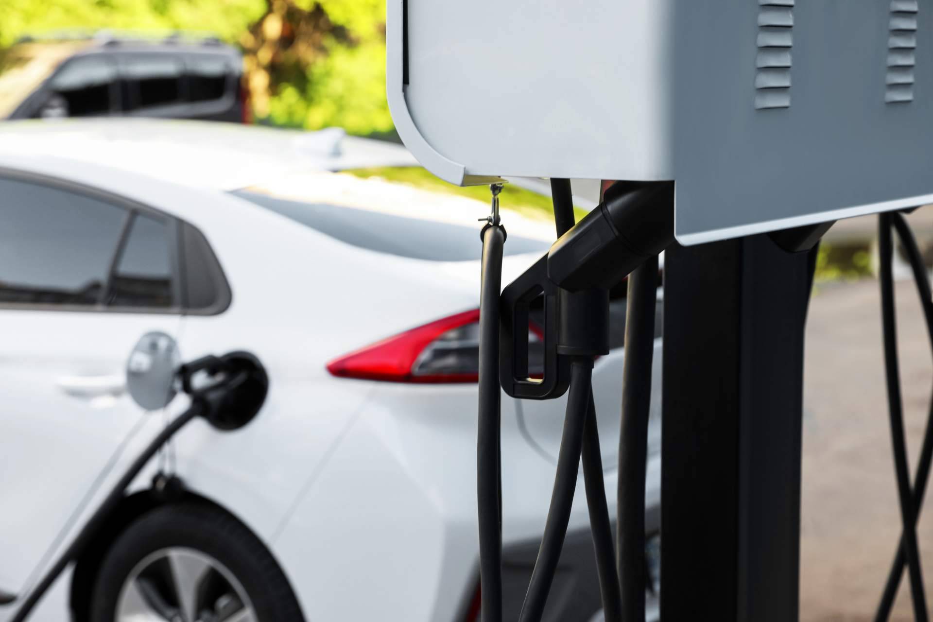 La adaptación de la compañía Atlántica Garantía S.A. en el mercado de vehículos eléctricos de segunda mano