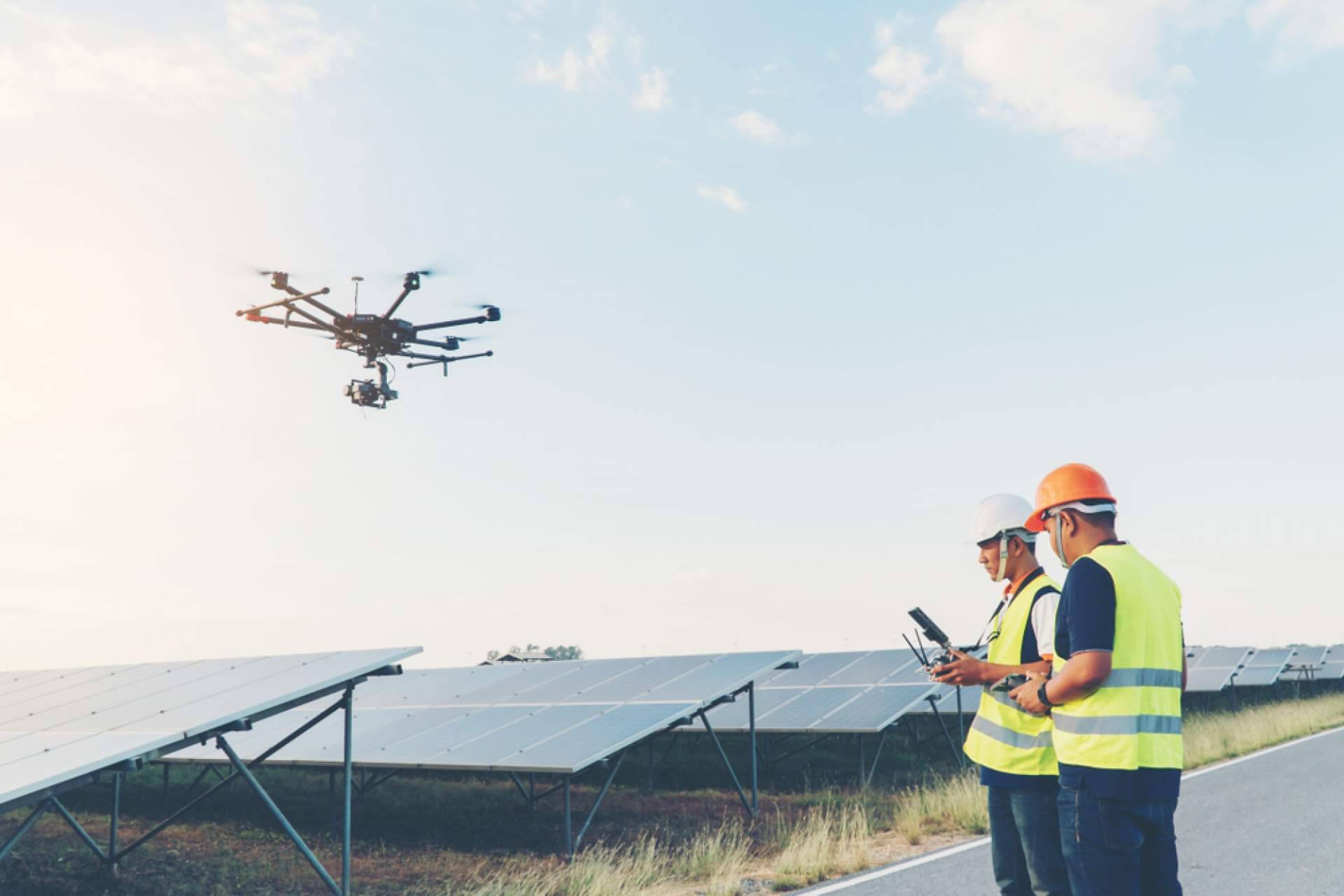 Drones en el sector fotovoltaico, con RPAS GreenTech