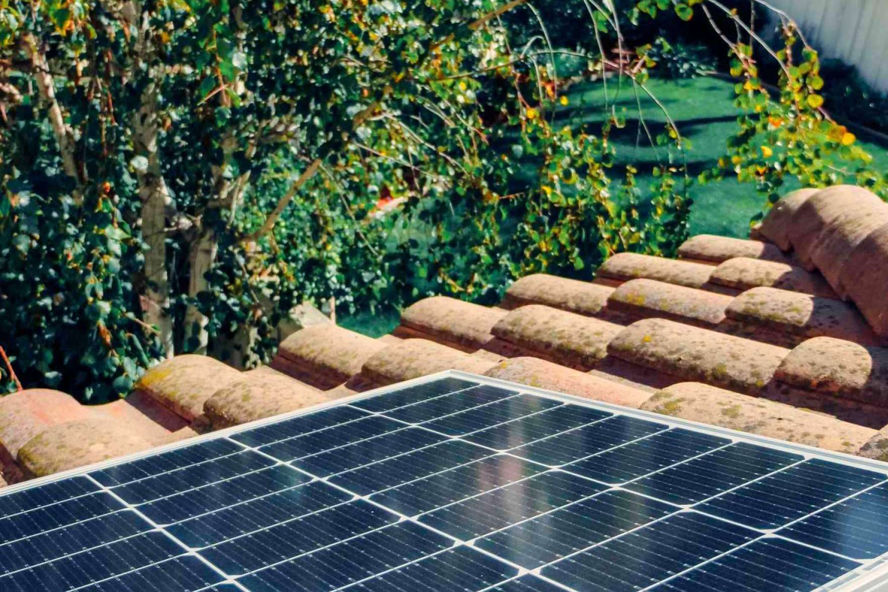La instalación de energía fotovoltaica en Canarias se triplica