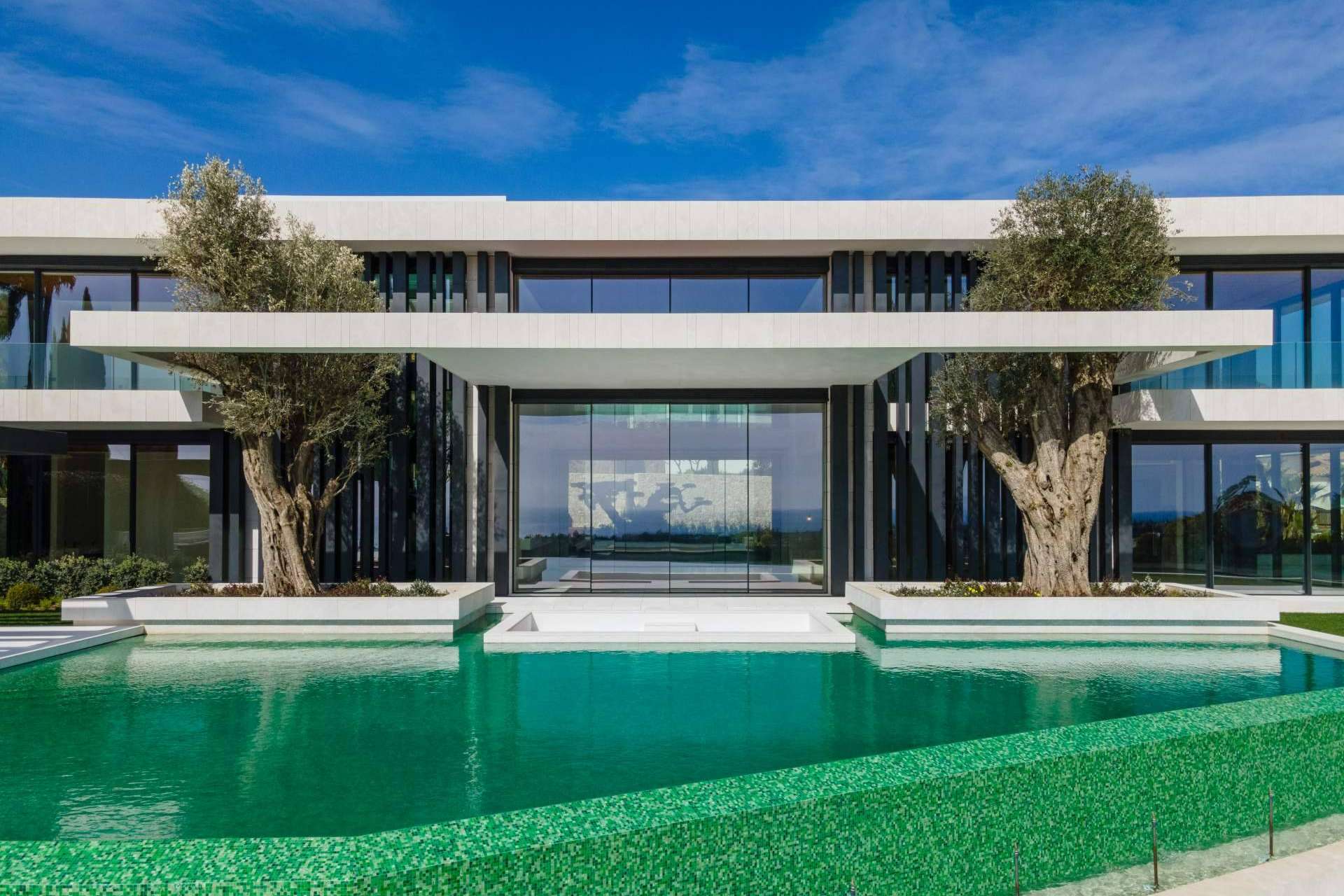 Zeuthen & Company se ha unido a la red de Luxury Real Estate