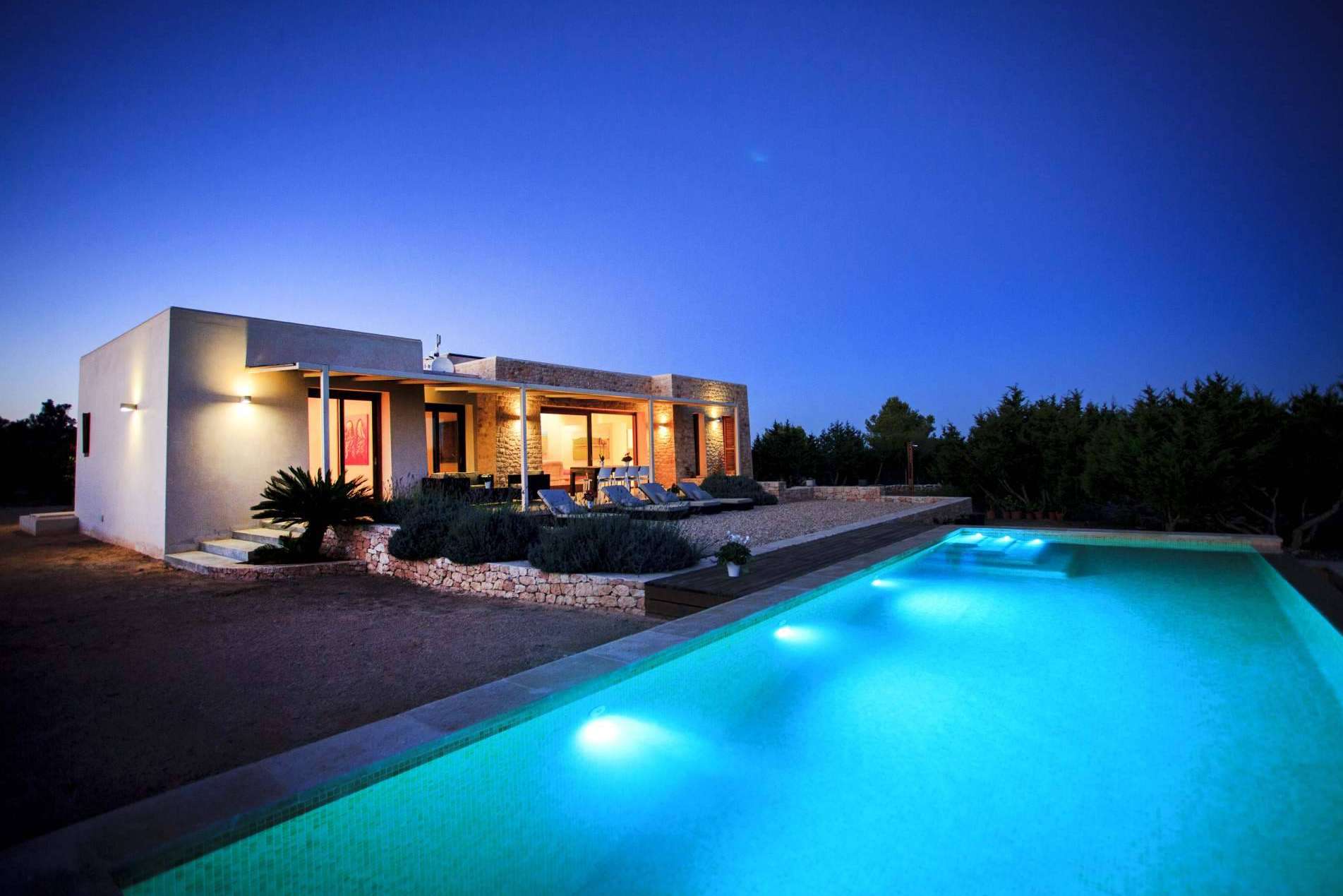 Beneficios y descuentos únicos para una estancia vacacional en Formentera