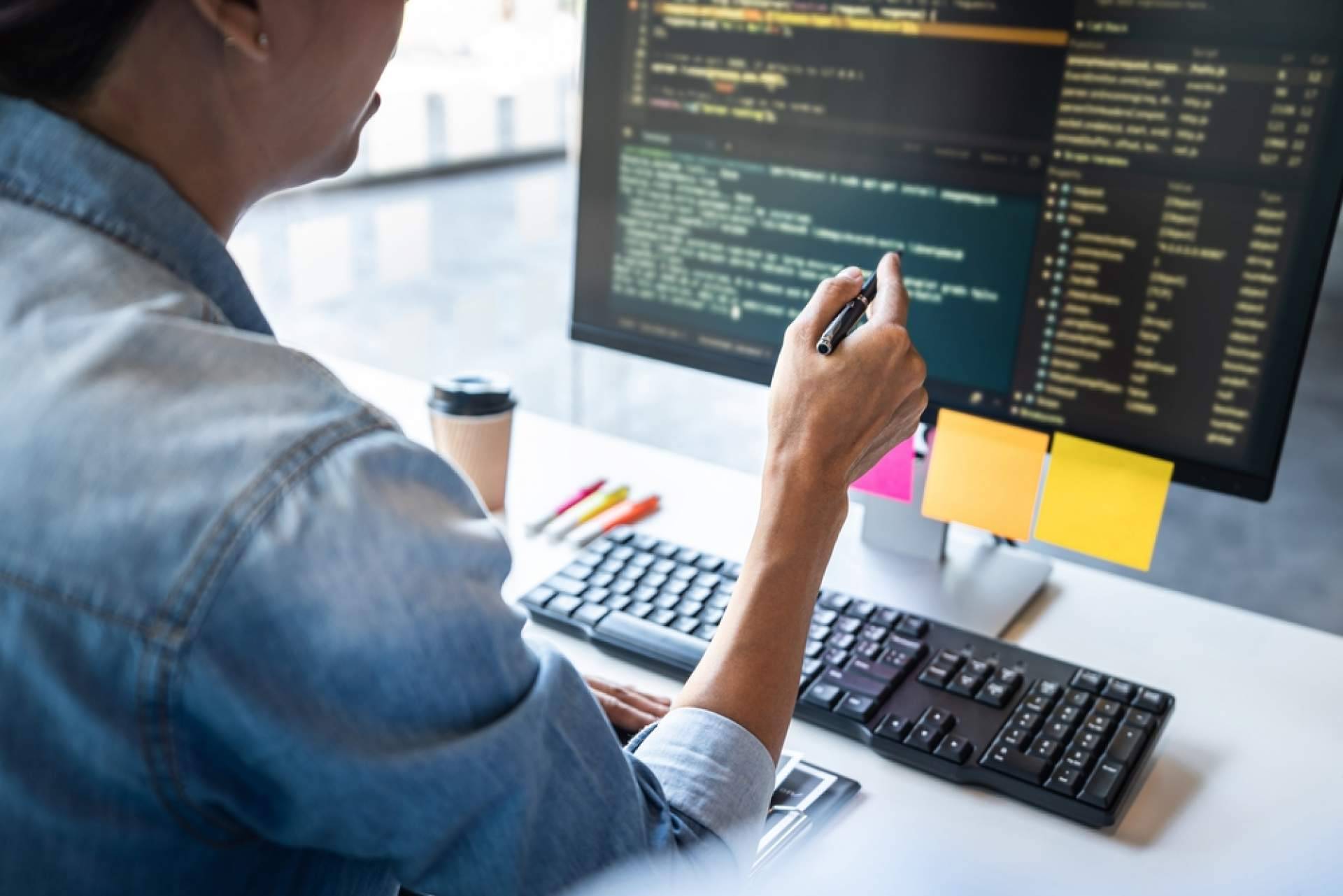 El software de gestión Profiture facilita la creación y almacenamiento de informes económicos