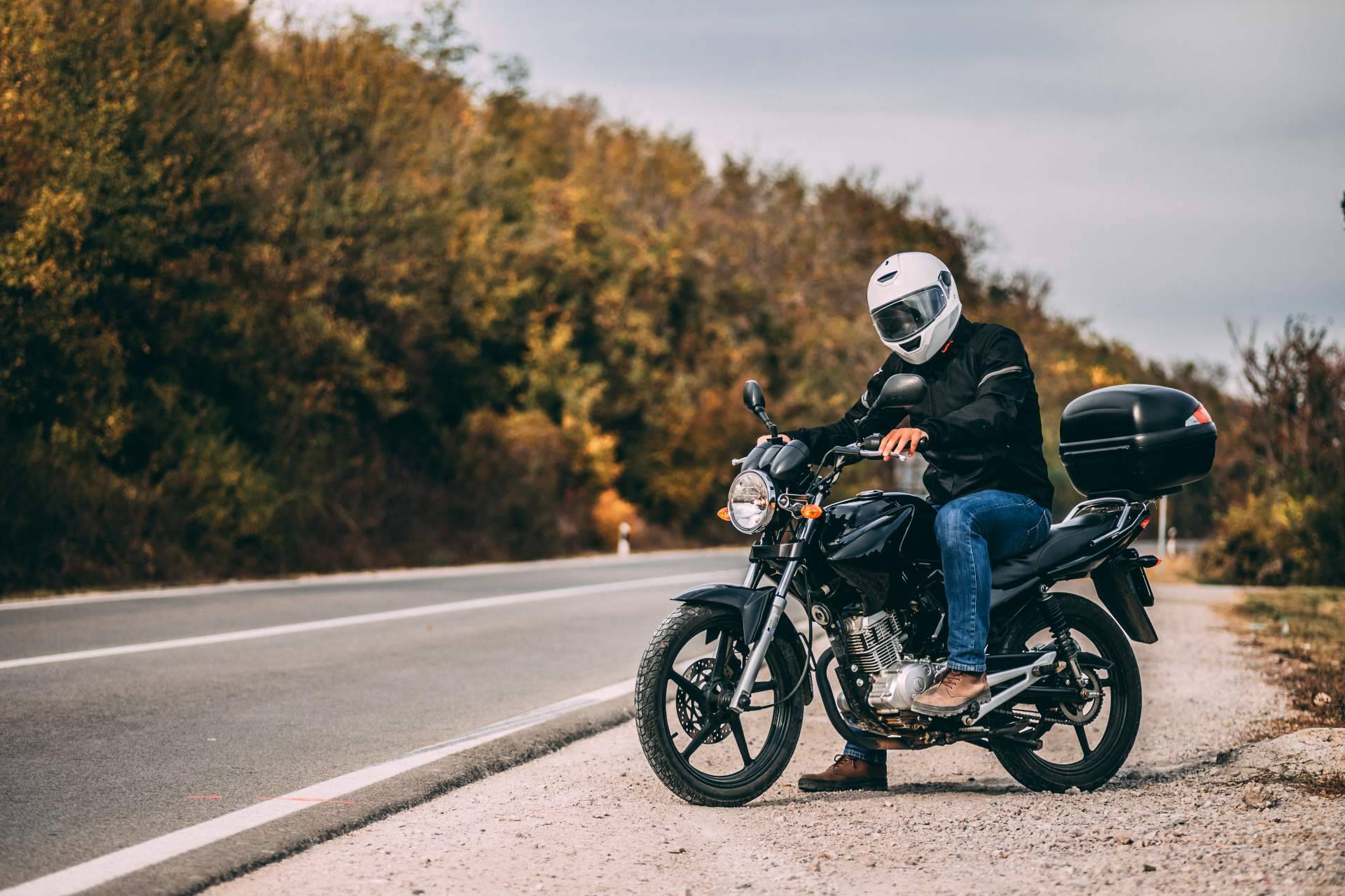 MOTÓNITY ofrece marcas como REV'IT! para conseguir ropa de moto