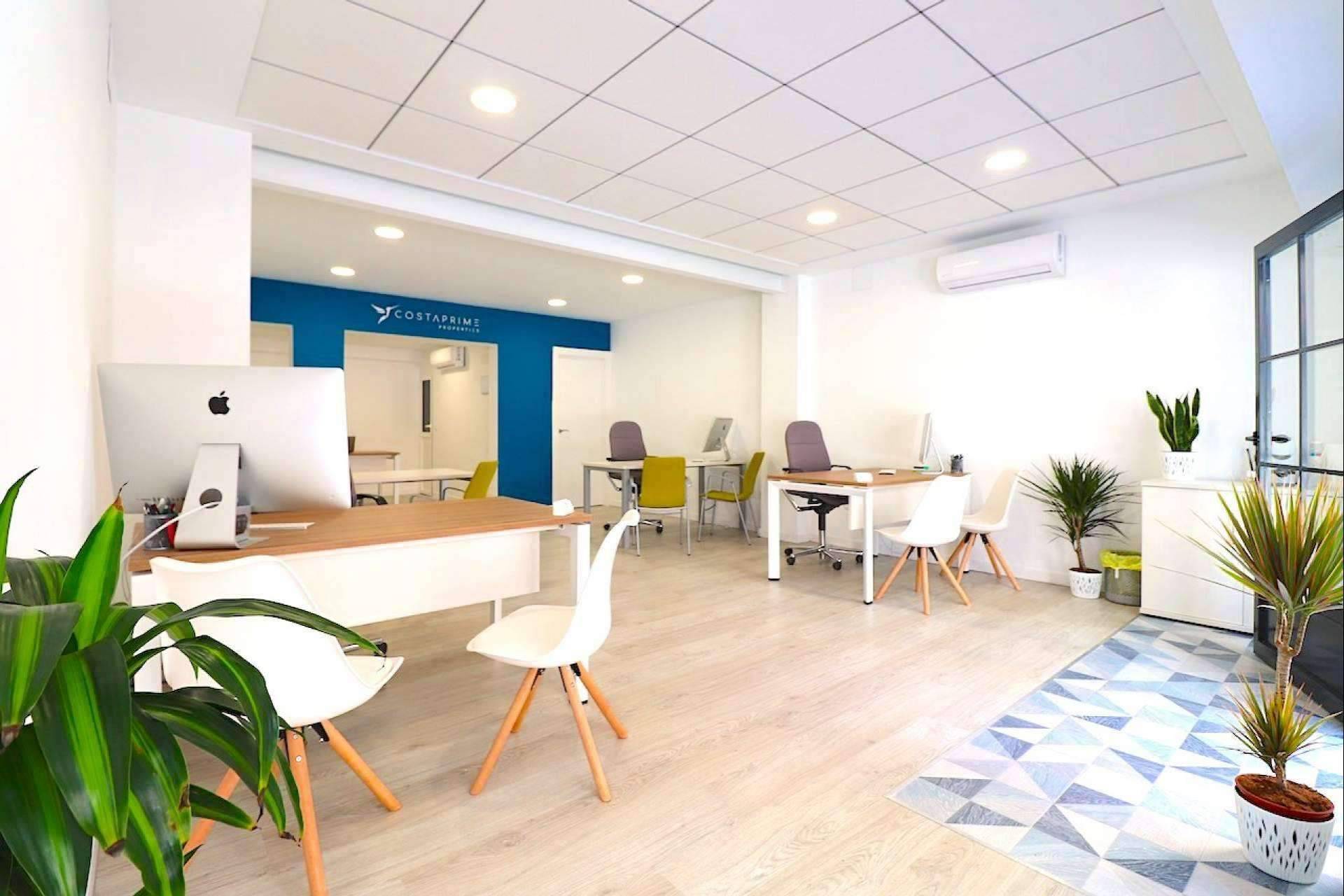 La importancia de contar con un asesor inmobiliario a la hora de adquirir una vivienda, con Costa Prime Properties