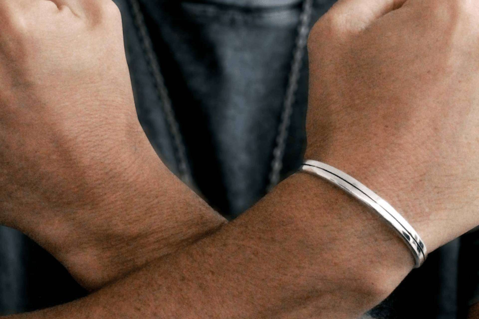 La colección de joyas para hombre en el catálogo de Le Petite Marie