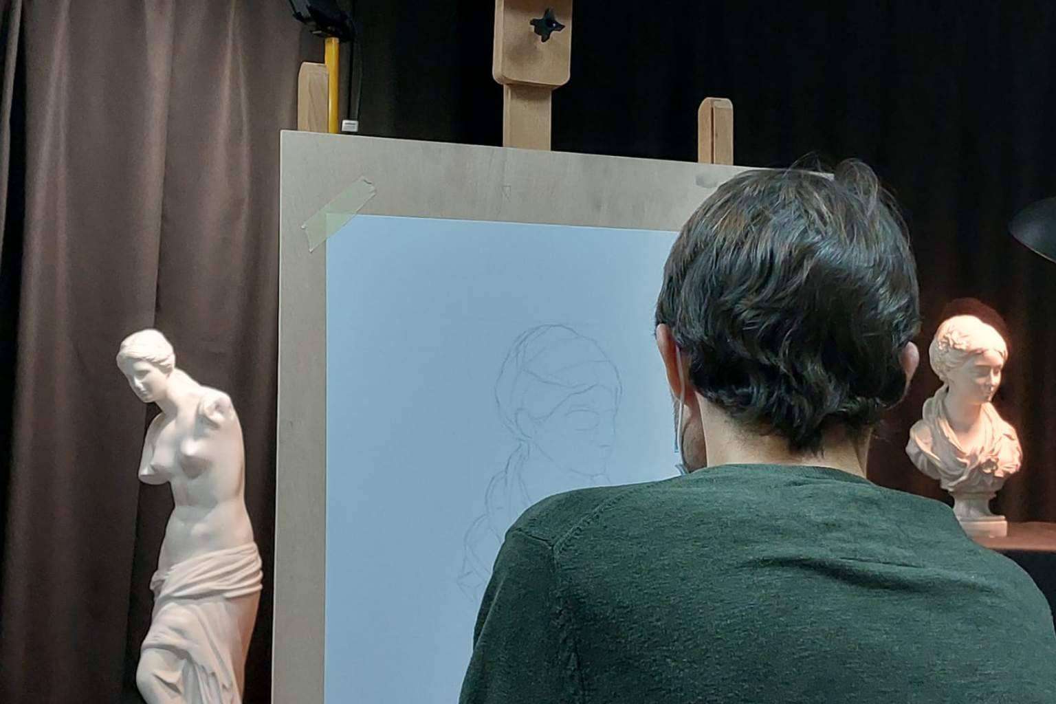 Estudio Ilógico ofrece un curso anual de dibujo y pintura