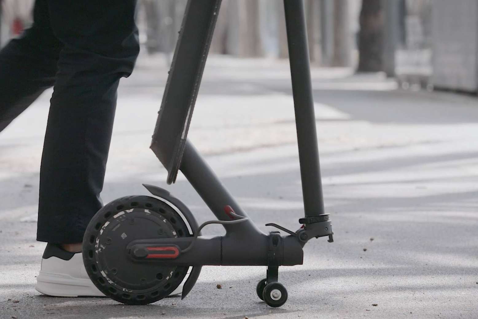 Las ventajas de V-mount, el soporte universal para patinete eléctrico de Techmotion Electronics