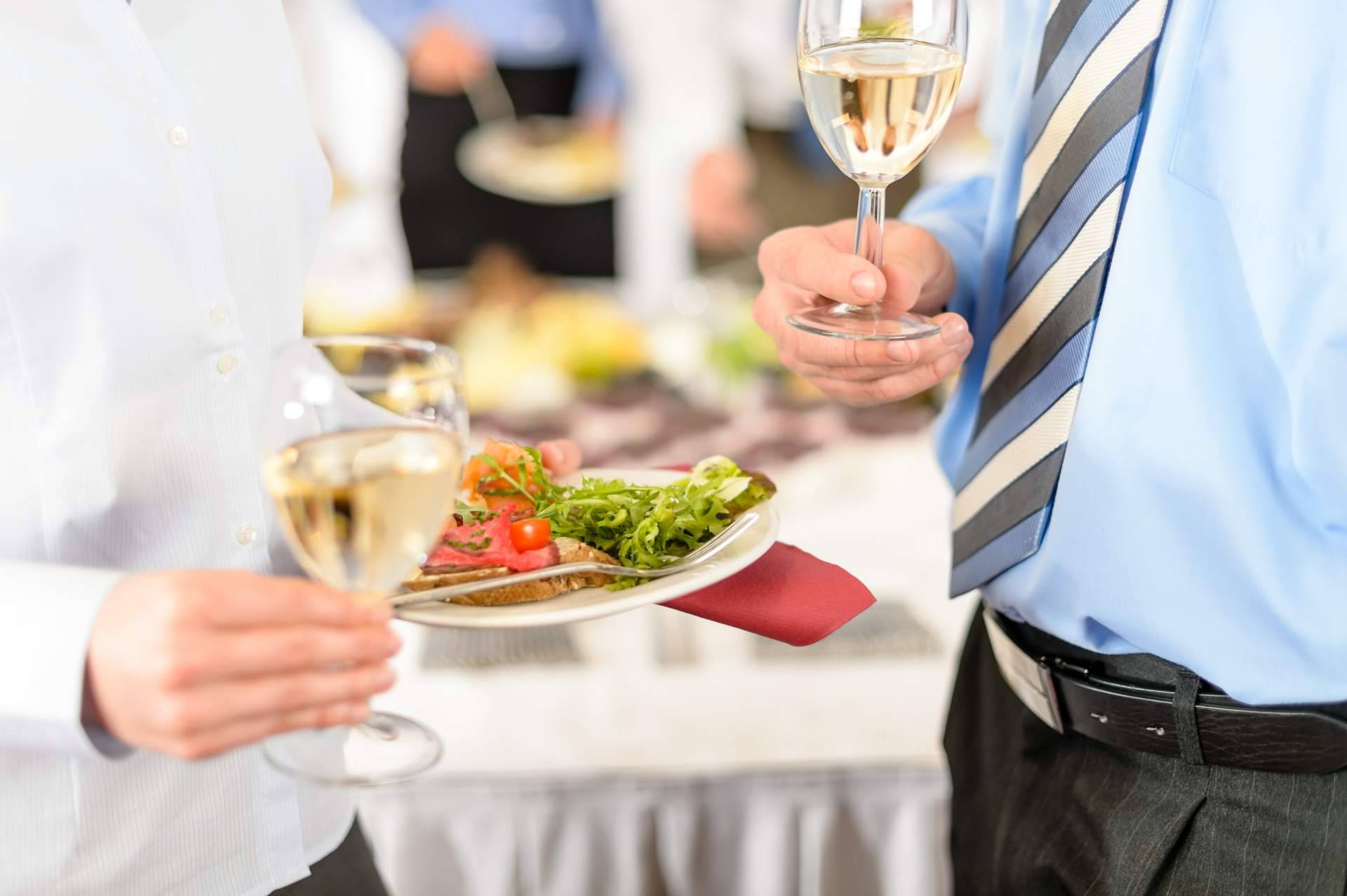 Cenas de empresa en Barcelona y Madrid con Locations Day Off Events