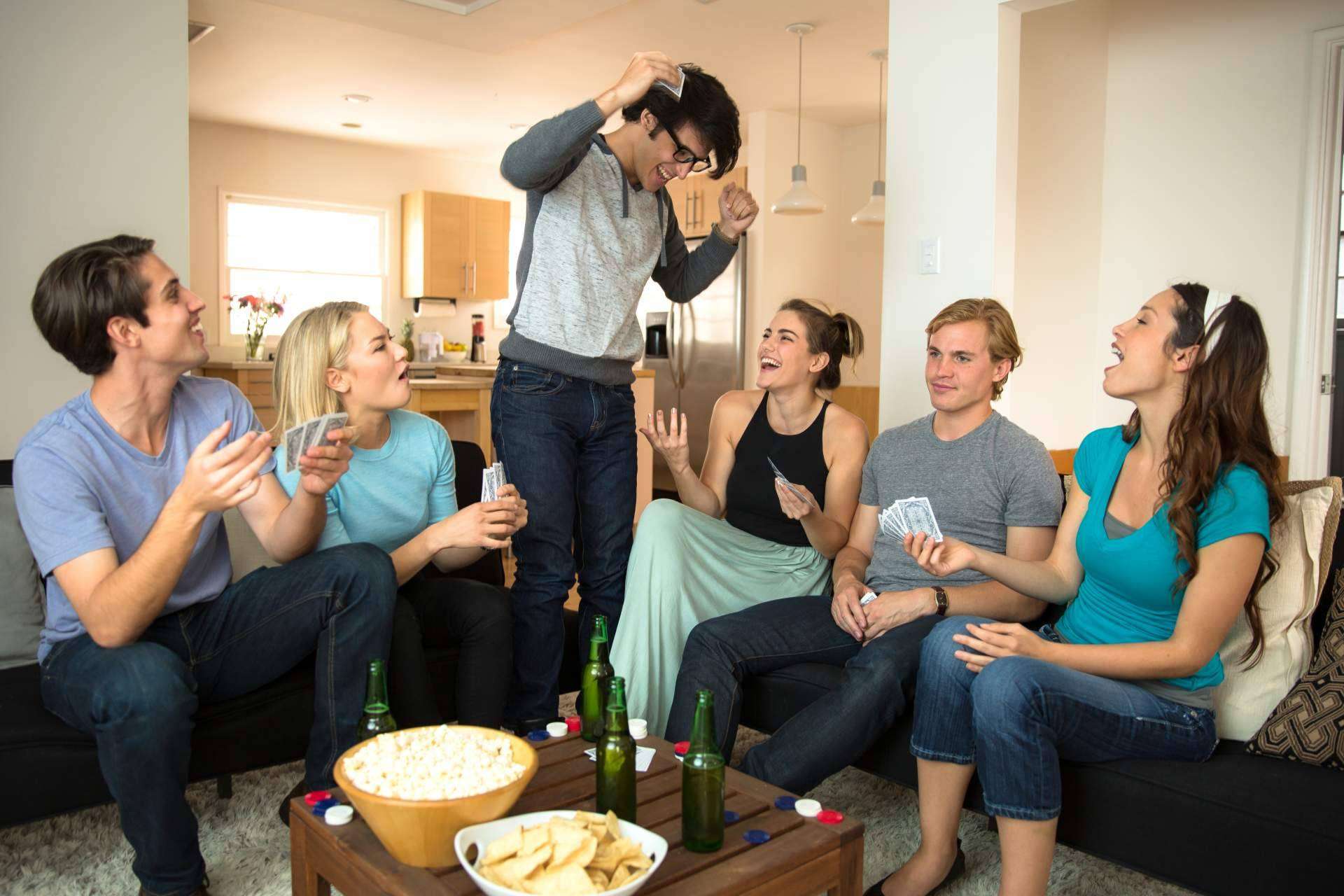 Una noche de juegos llena de diversión con Al Loro Game