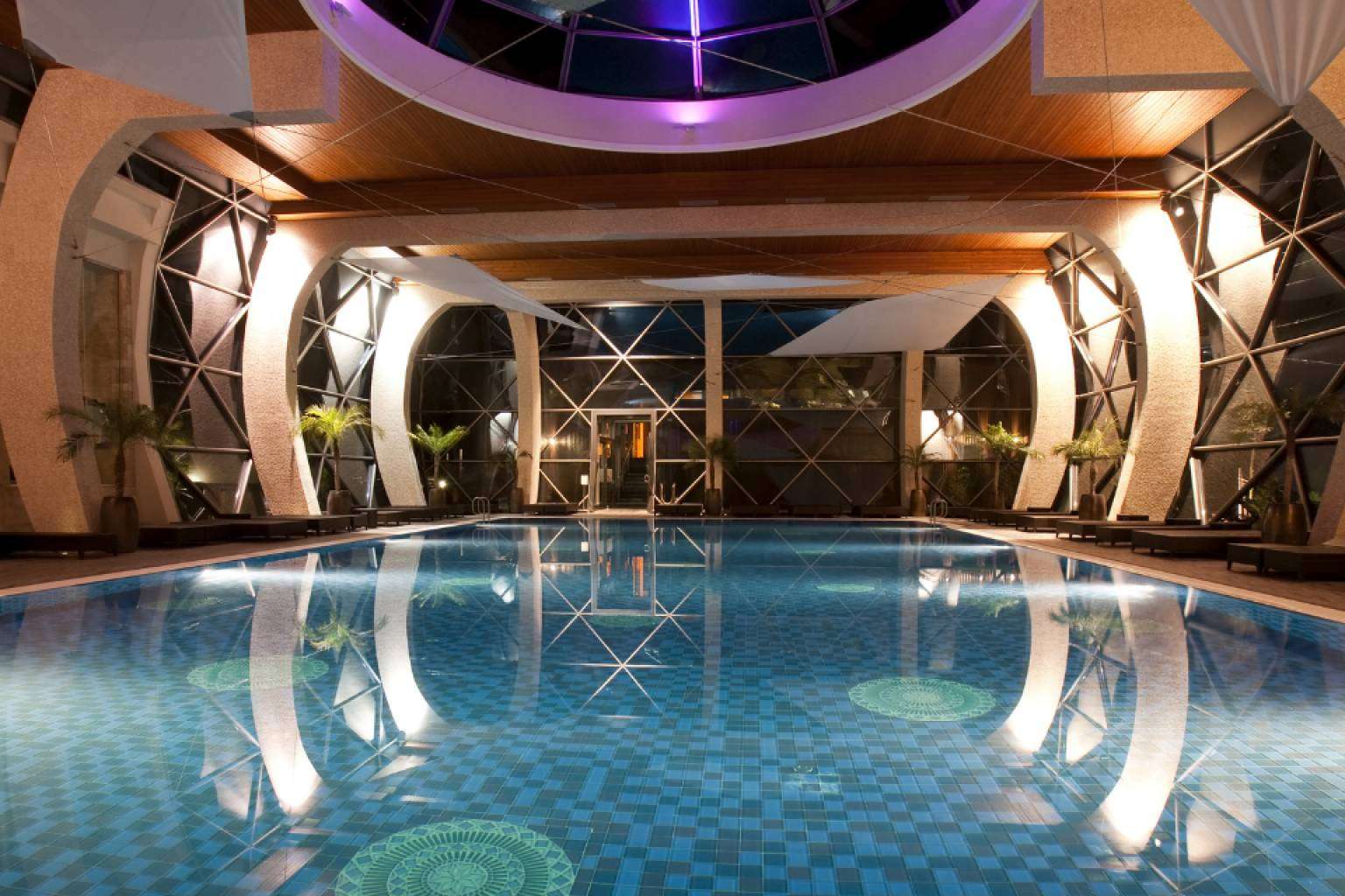 Warmpool expone factores a tener en cuenta para escoger las bombas de calor para piscina