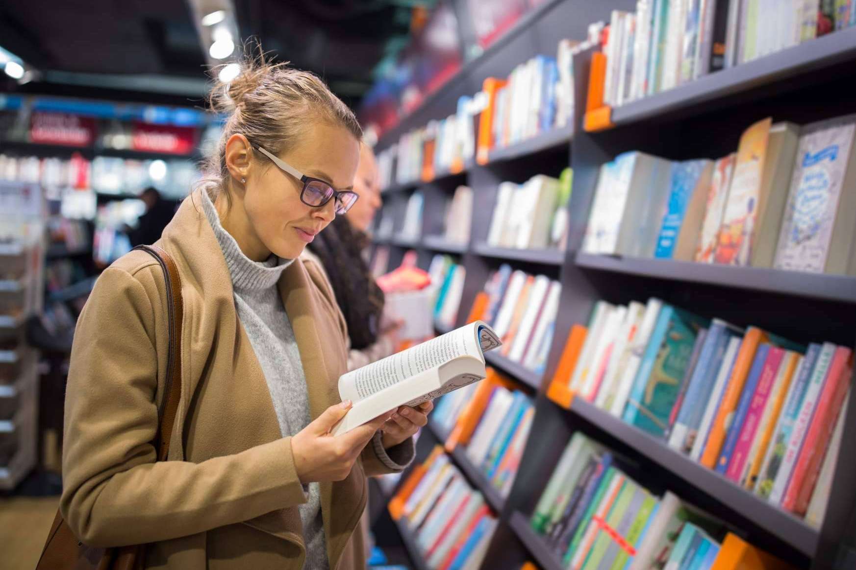 Se espera un prometedor otoño literario con lo nuevo de Stephen King, Carmen Mola o Almudena Grandes