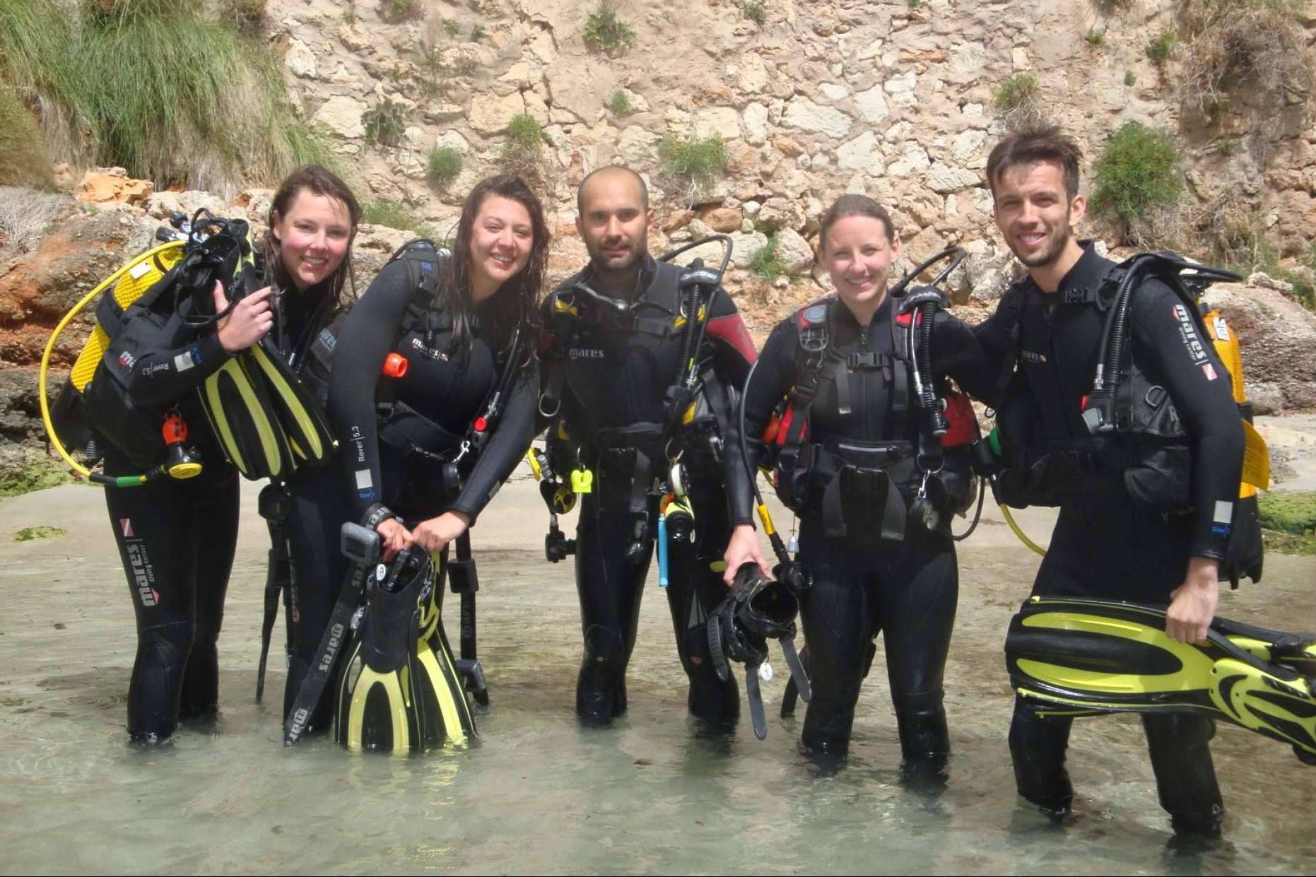 Adentrarse en el mundo del buceo con el curso Open Water de Scuba Plus