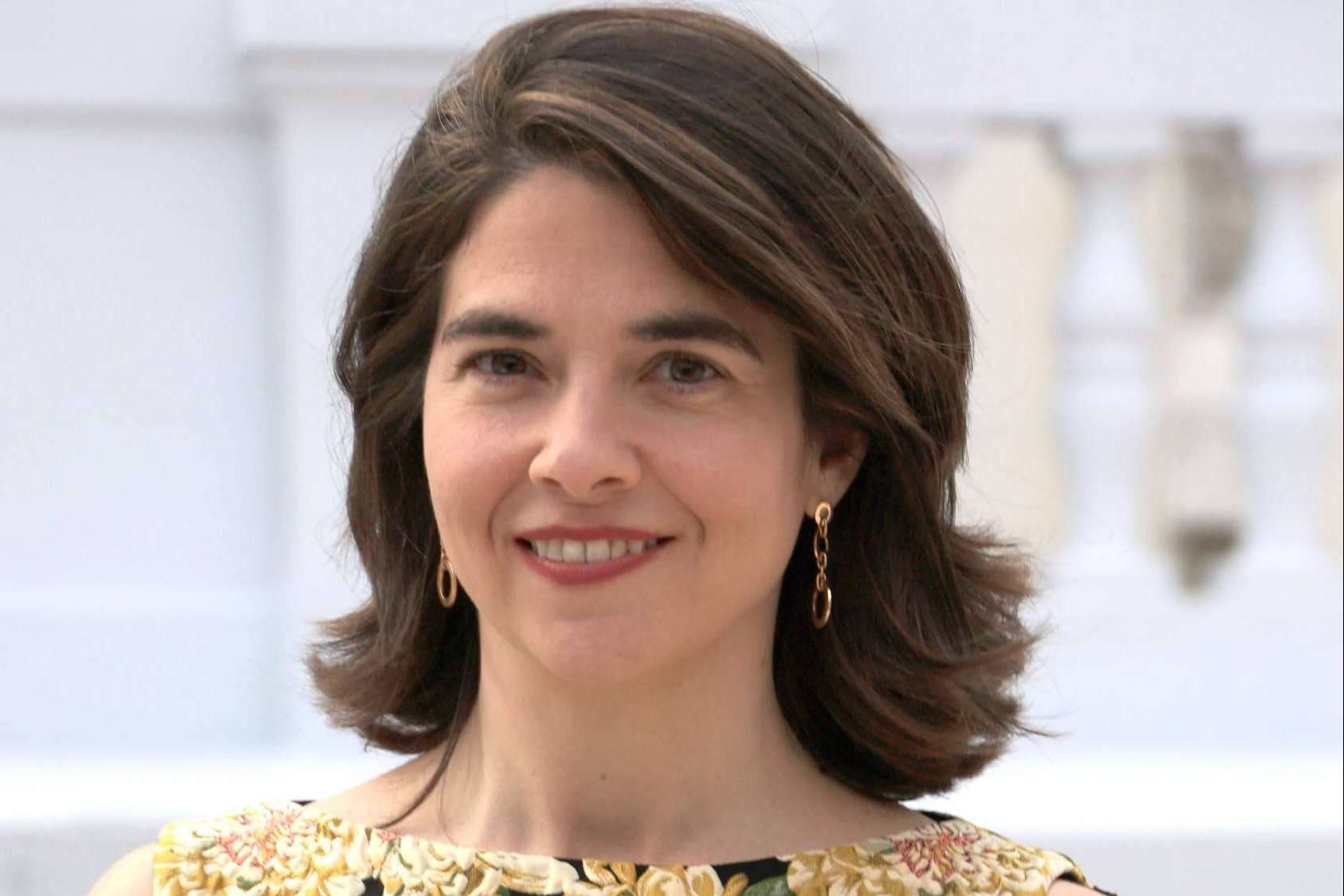 Pasión por y para la farmacia, Esther Calvo de Mora