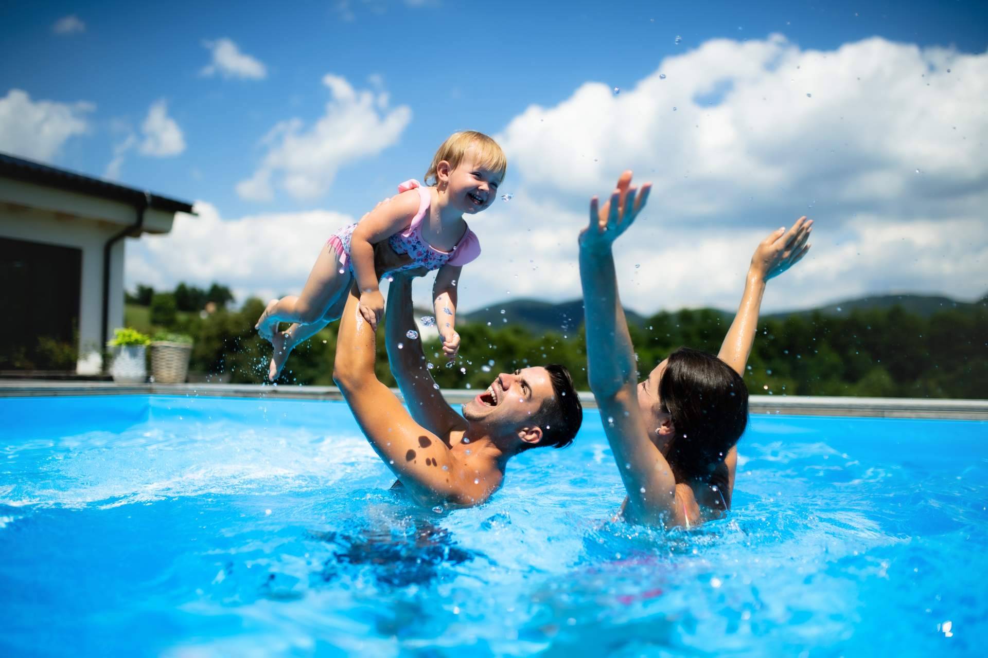 ¿Por qué son importantes los recambios para piscina después del verano?