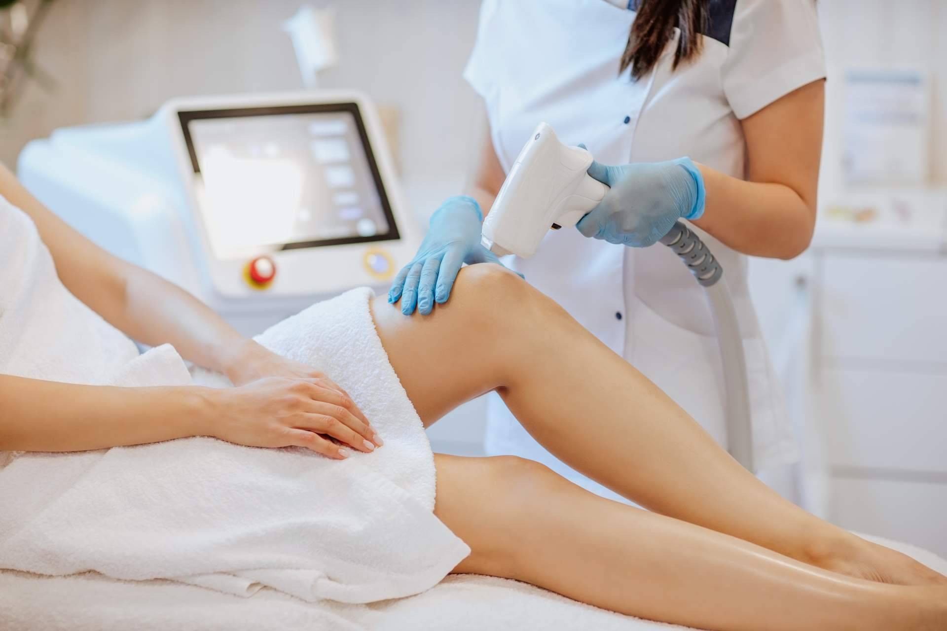 Comercial Estética revela los beneficios del láser de diodo Venus