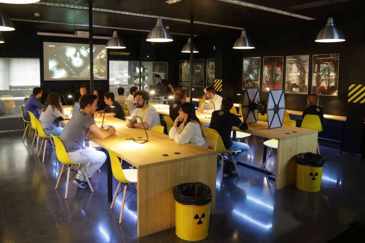 Terminar la formación con un proyecto personal con el programa Aceleradora, impartido por Universal Arts School