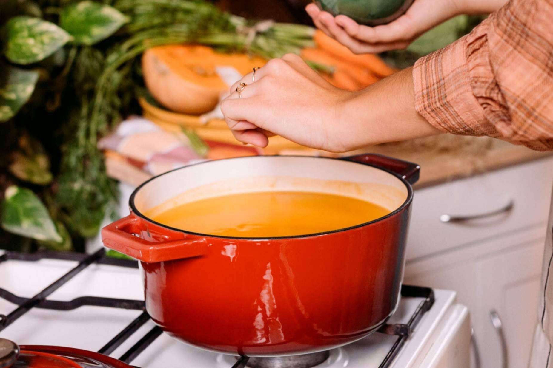 Ollas de hierro fundido de Mellerware, el aliado para cocinar este invierno