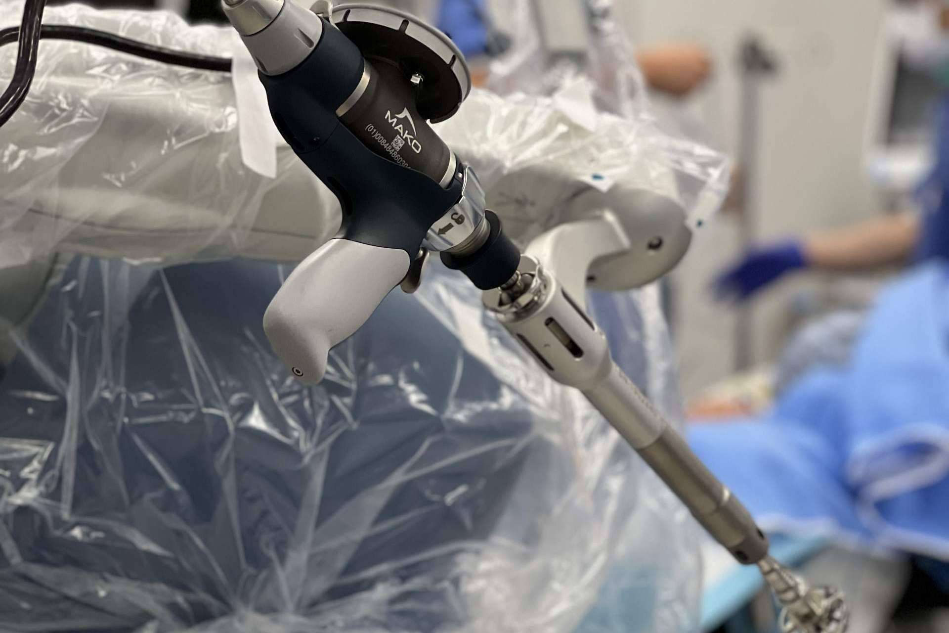 Procedimientos quirúrgicos con Mako SmartRobotics, con el Doctor del Canto