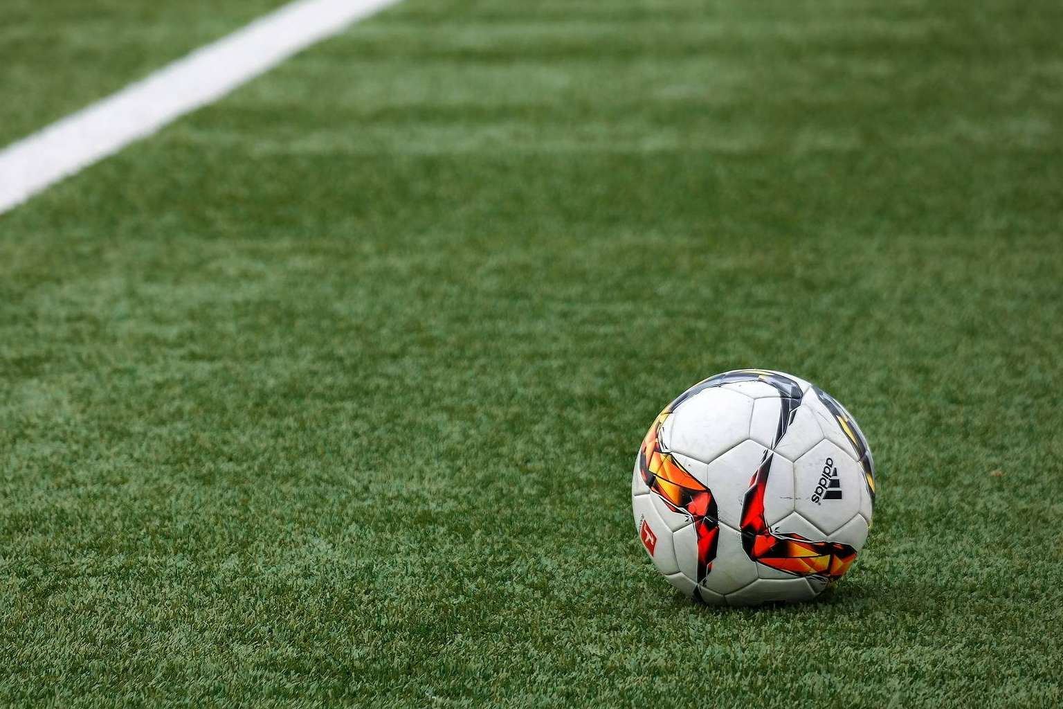 Comprar césped artificial para deportes en Sumigran