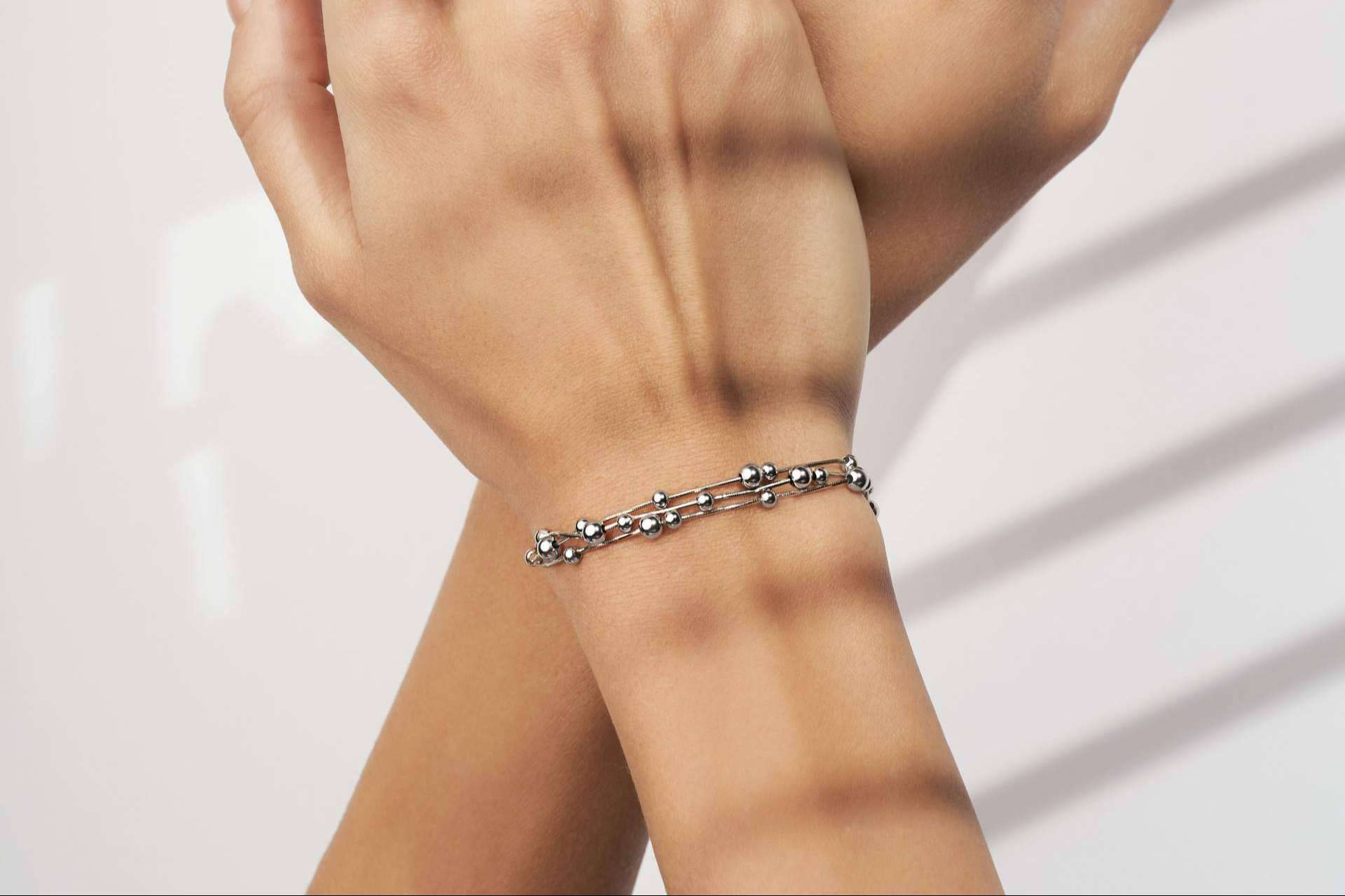 Encontrar pulseras de plata en El Rubí Joyeros