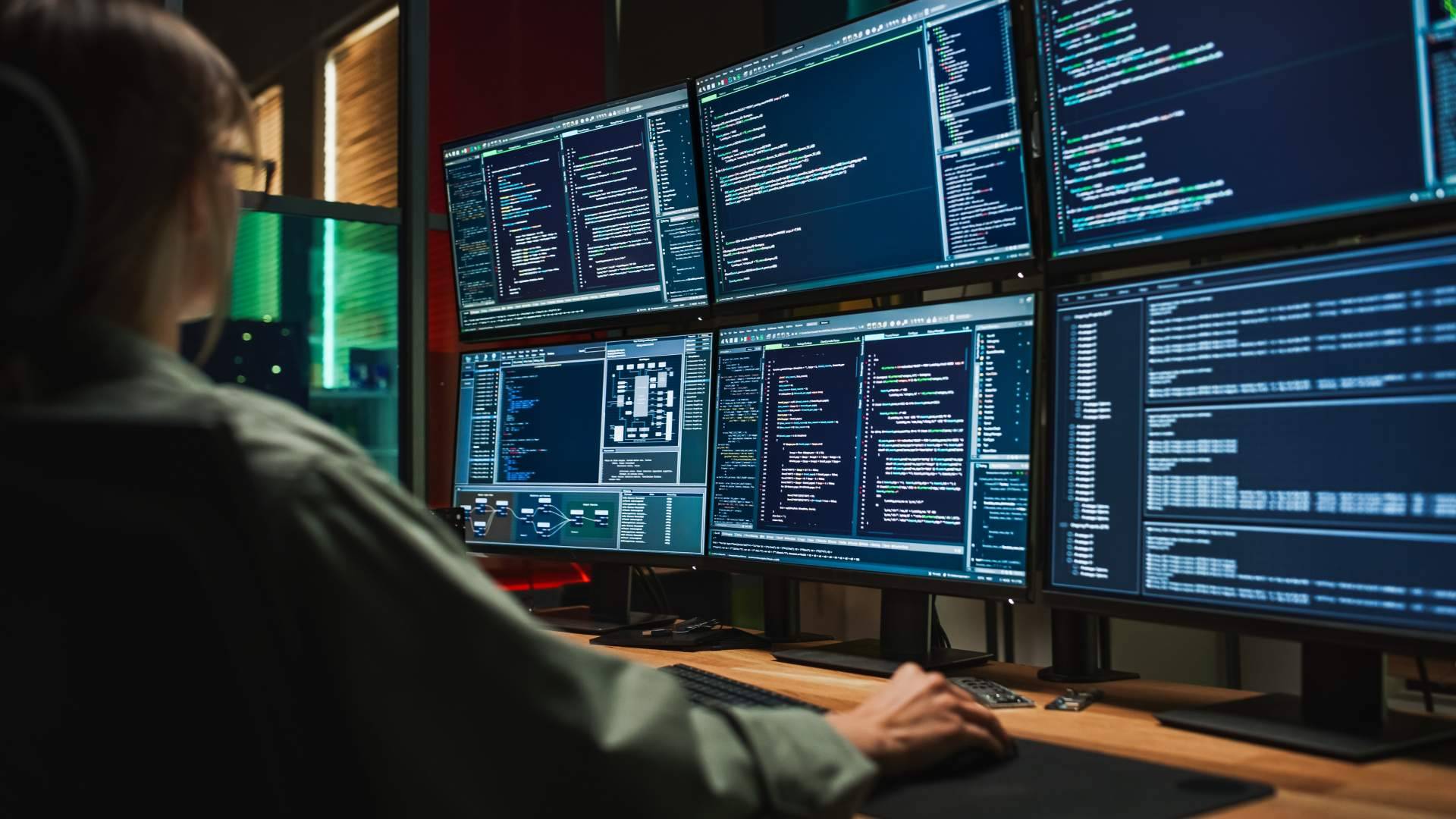 Las firmas de seguridad informática recomiendan llevar a cabo auditorías para la detección de vulnerabilidades en los sistemas