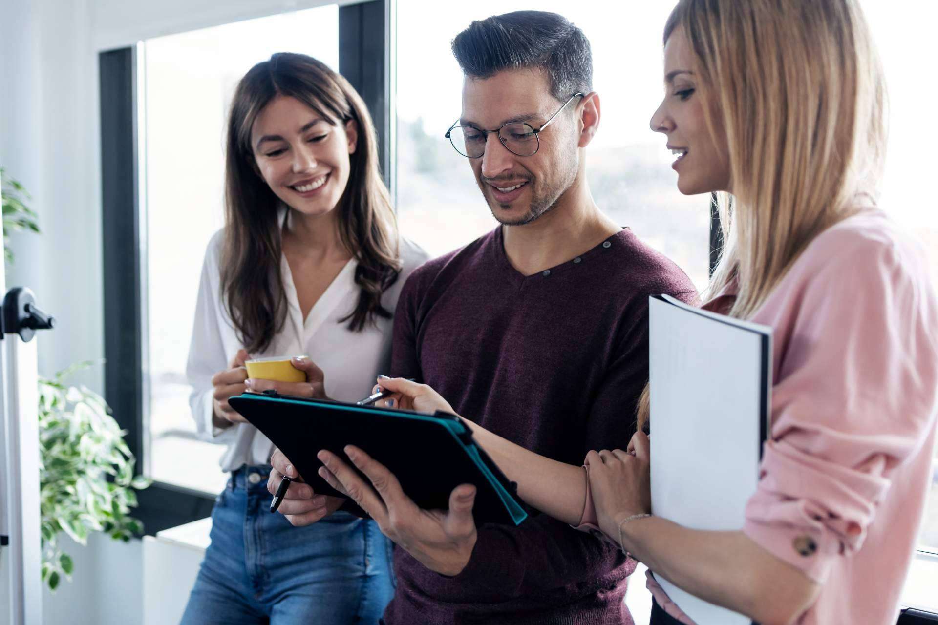 Aicad Business School sobre prácticas virtuales en empresas