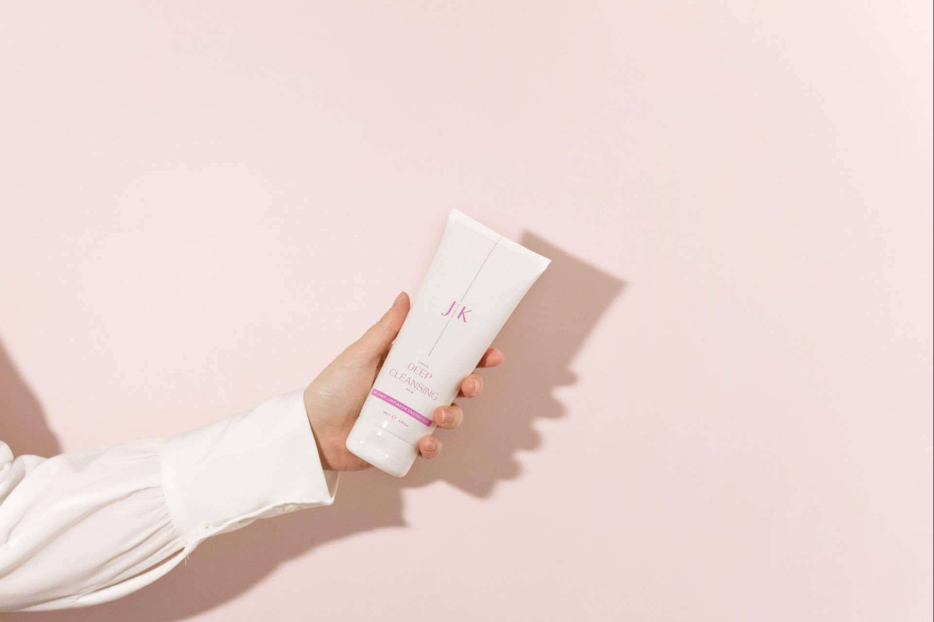 La doble limpieza. Descubrir por qué, cuándo y con qué productos realizarla