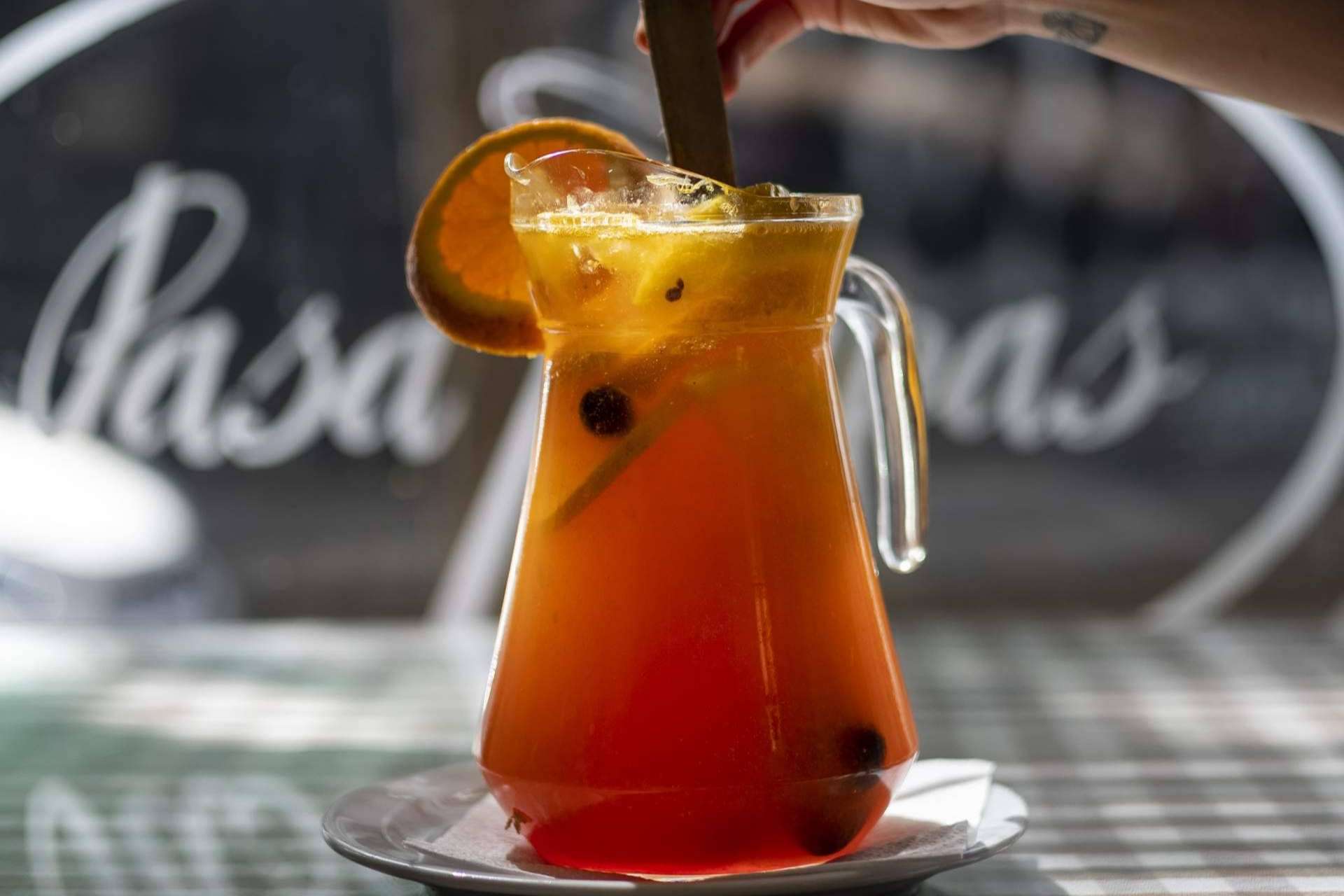 ¿Dónde celebrar una fiesta en privado con espacios amplios y catering mediterráneo? Pasa Tapas es el lugar
