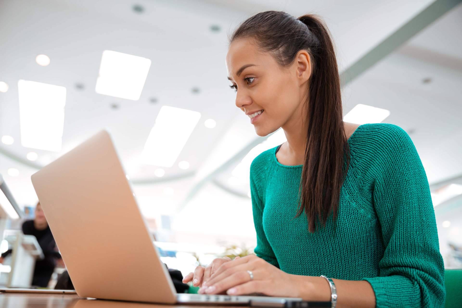 EOI Por Libre abre las inscripciones en los cursos 2023 para conseguir la certificación de la EOI