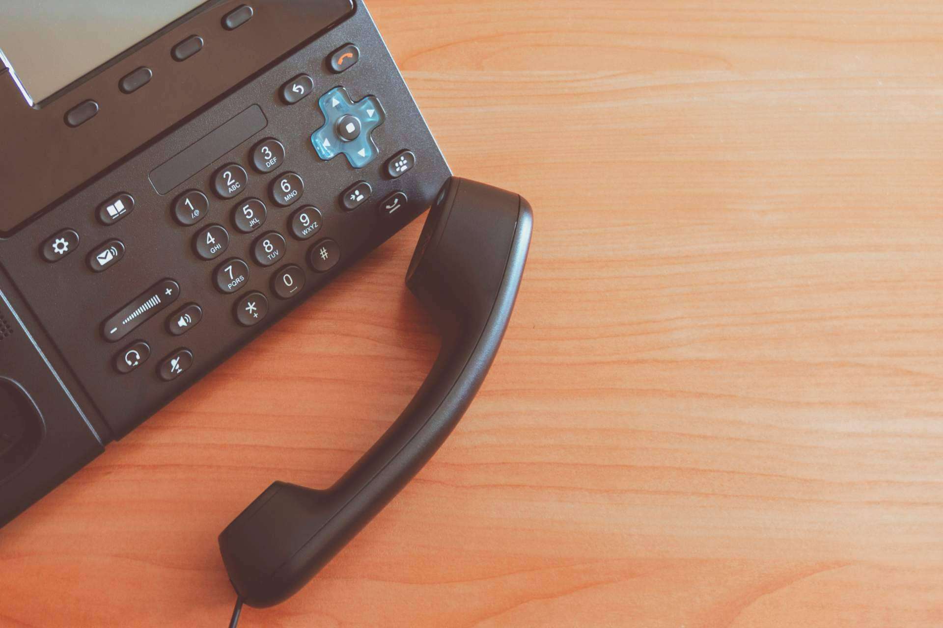 La contratación de una centralita virtual IP para la telefonía corporativa es cada vez más una necesidad, por la empresa AvisoVoz