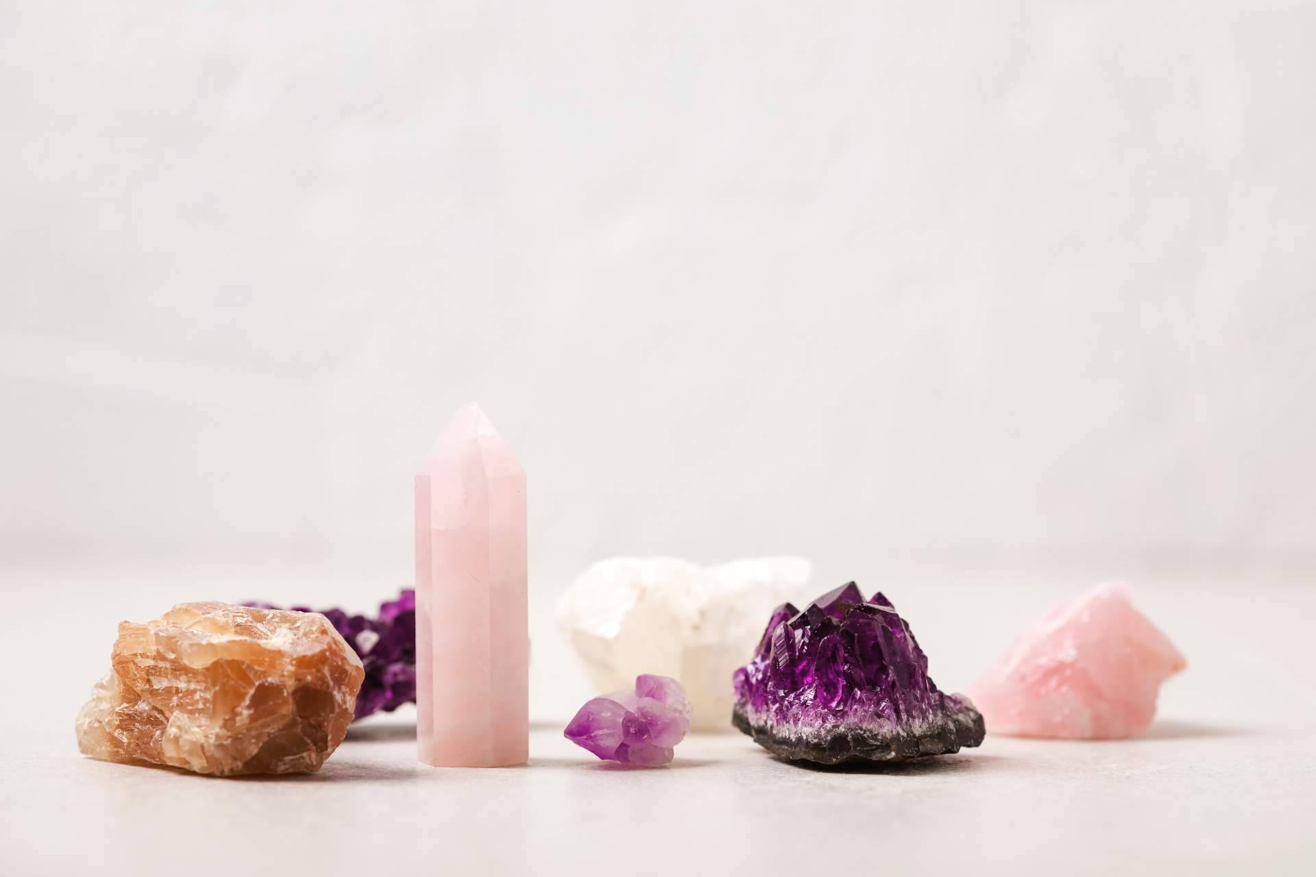 Adquirir piedras protectoras para casa en Tierra de Gemas