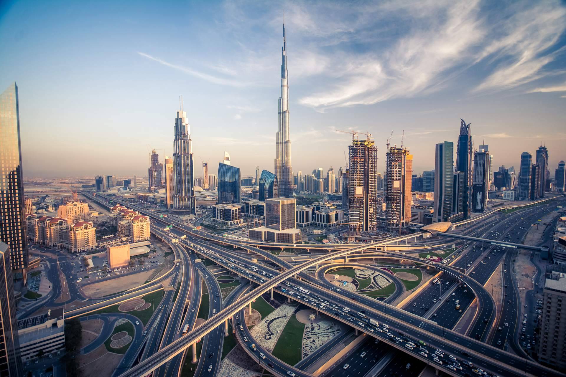 Realizar inversiones inmobiliarias en Dubai de forma totalmente remota, por Invierte en Dubai