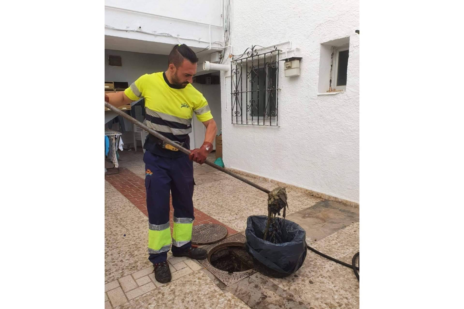 Encontrar en Málaga y provincia servicios de limpieza y desatoros de saneamiento
