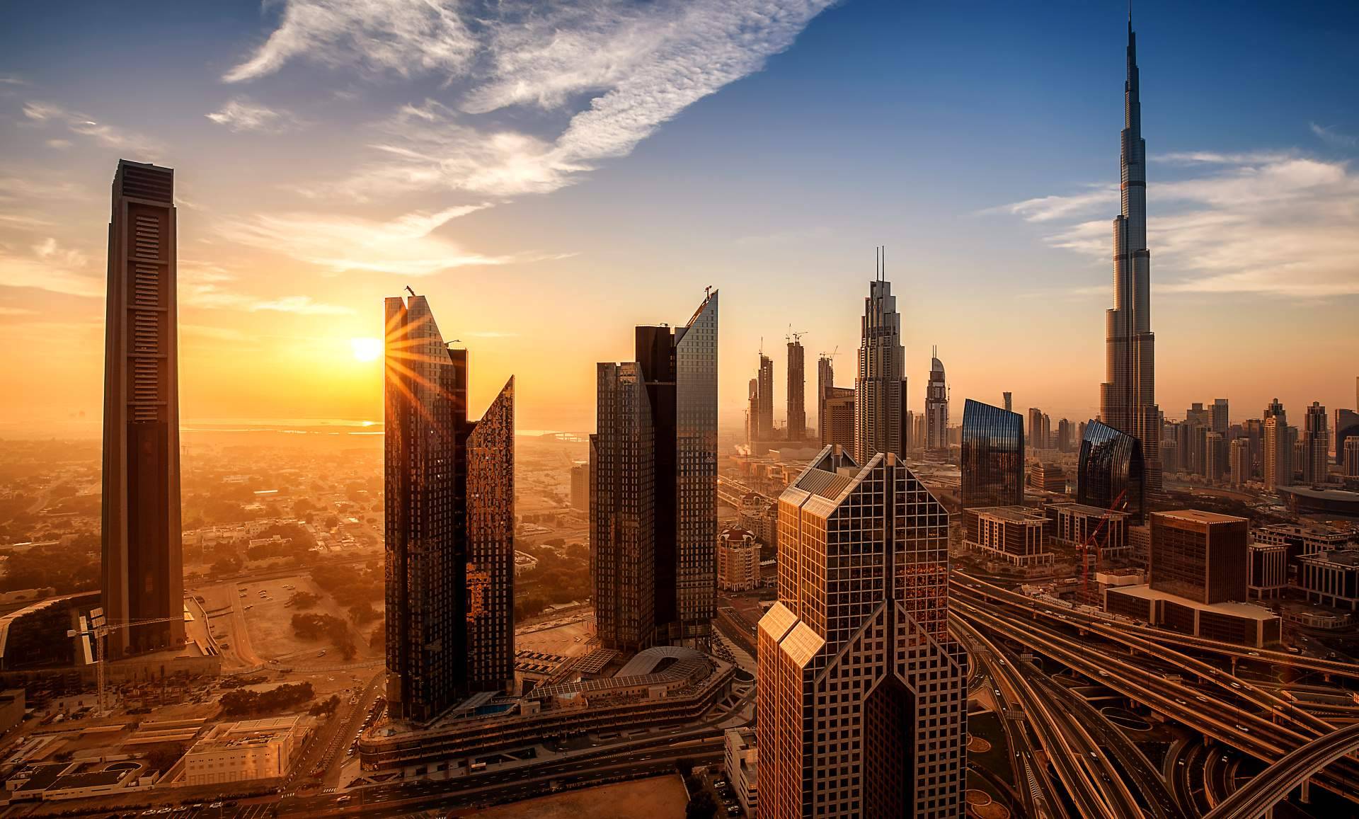 Algunos de los proyectos inmobiliarios más espectaculares del mundo están en Dubai, ¿por qué no invertir en uno de ellos?