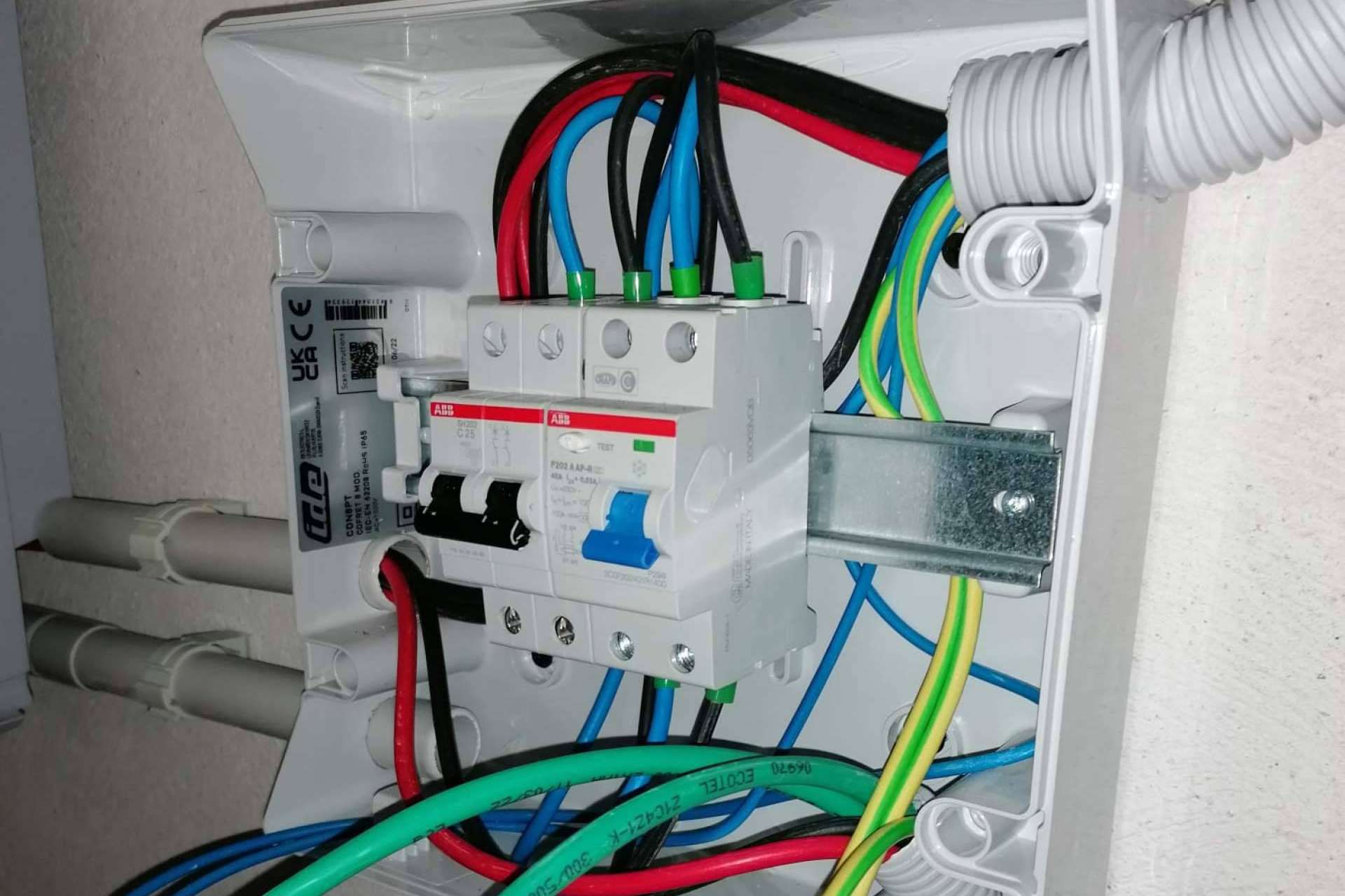 El bricolaje rápido de BricoSpeed permite contar con un manitas a domicilio para las reparaciones del hogar