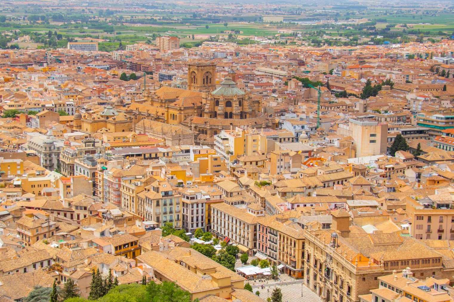 Hacer turismo y visitar la Alhambra con Arantxa Serrano