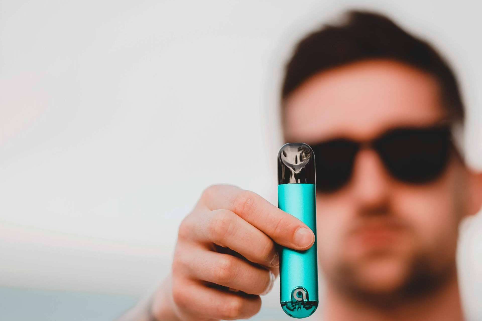 Una de las opciones más baratas y ecológicas de Ammo Vaper, los cigarrillos electrónicos recargables