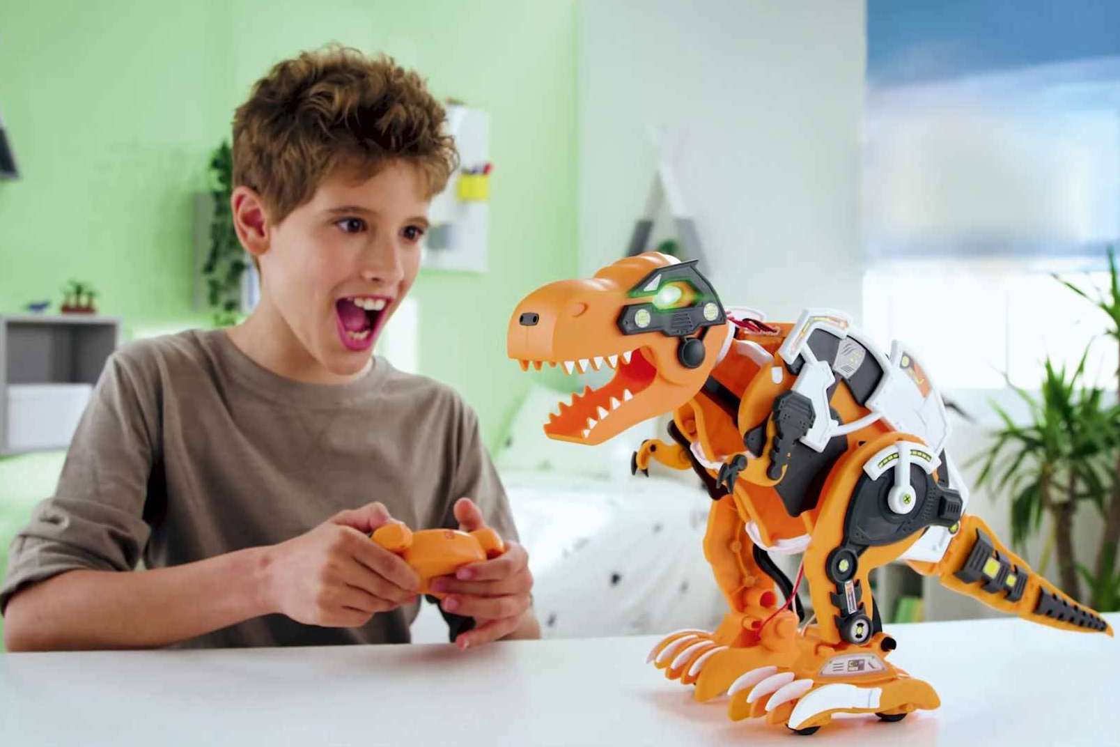Rex - The Dinobot gana el premio a mejor juguete 2022 en la categoría de construcción, otorgado por la Asociación Española de Fabricantes de Juguetes