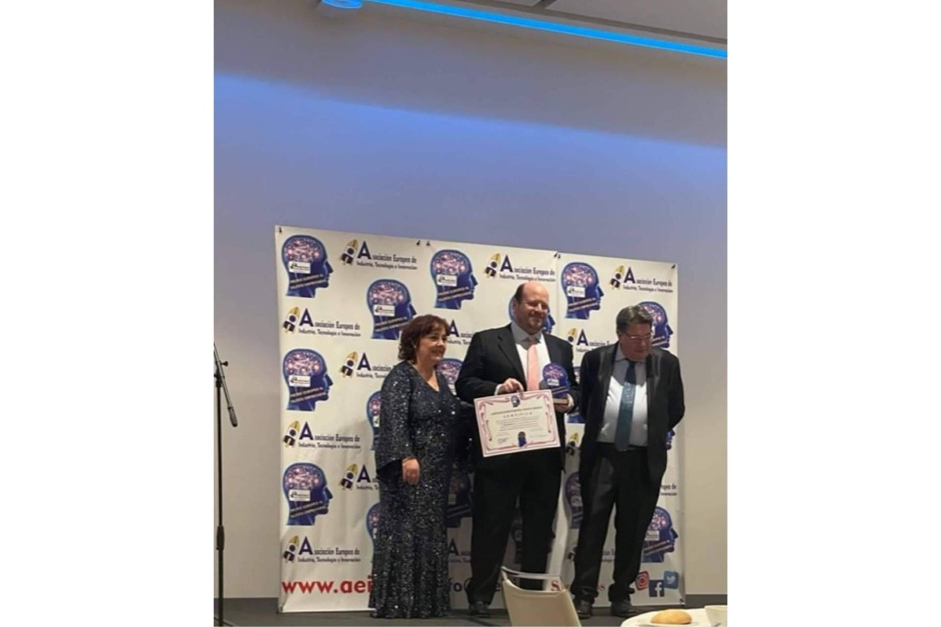 La compañía de Segovia, Onesimum, recibe el Premio Europeo al Talento Empresarial