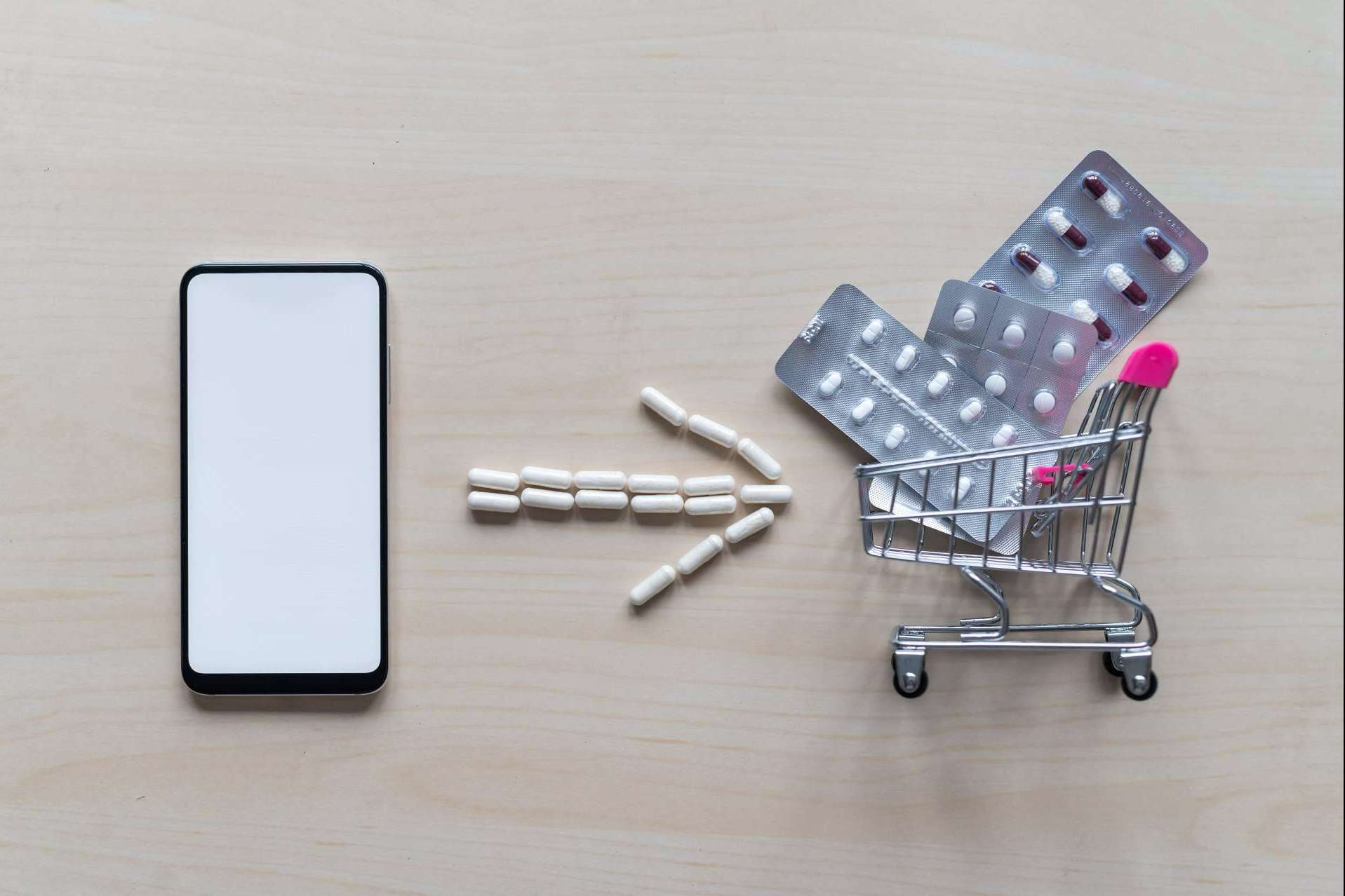 Farmacia Guitart abre una farmacia online