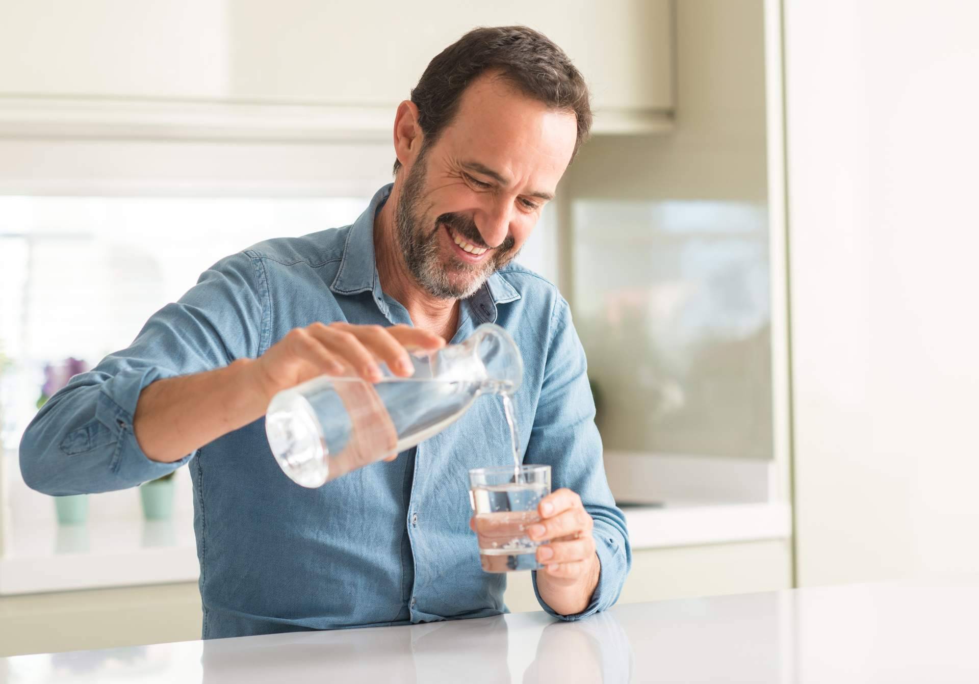 Obtener agua limpia y saludable mediante la fuente de osmosis de Acquajet
