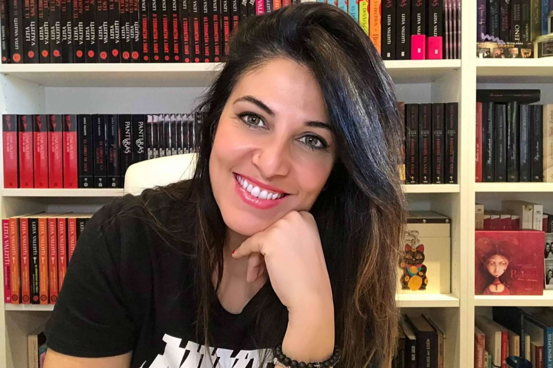 Entrevista a Lena Valenti; pura genialidad, poderío y evolución para la literatura romántica adulta