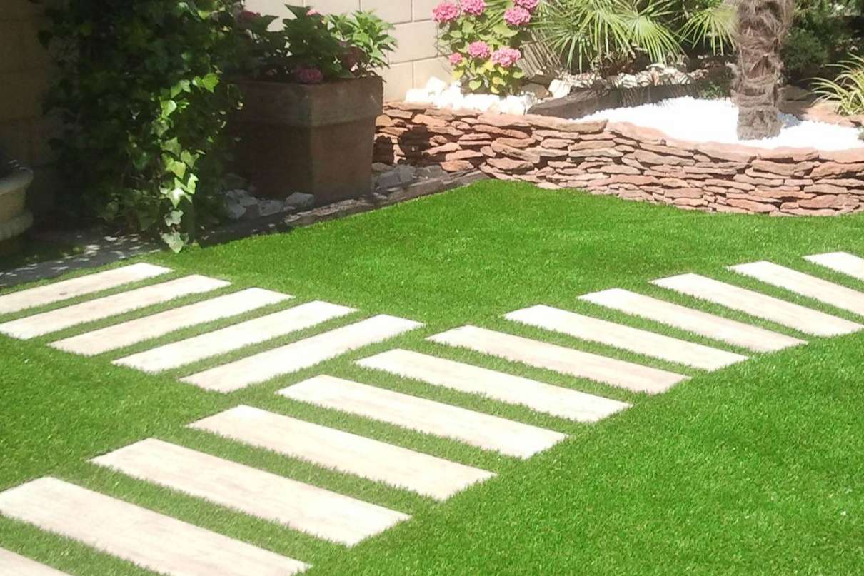 Comprar el césped artificial adecuado para cada uso con Albergrass