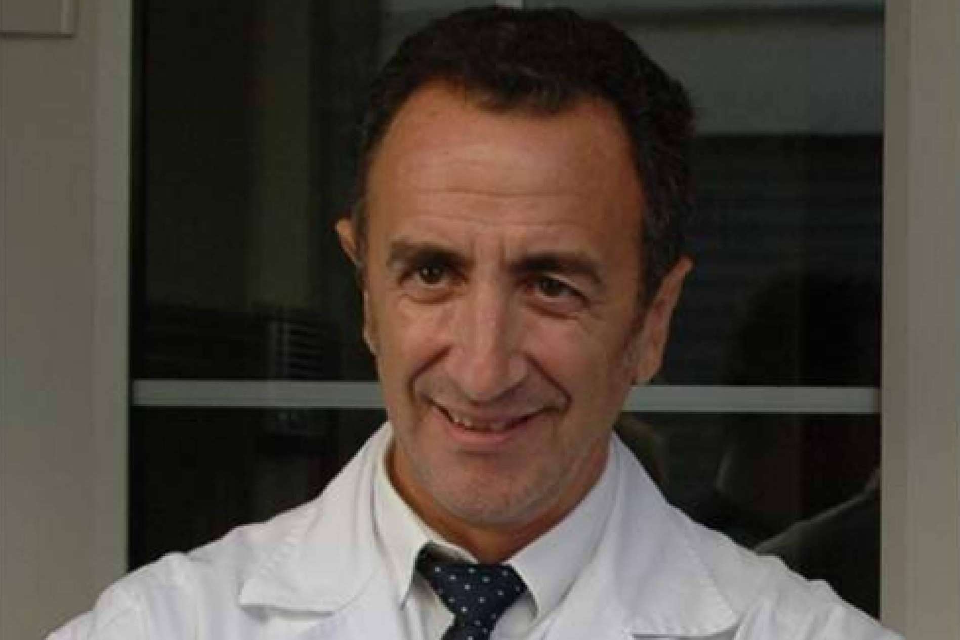 El Doctor Nicolás Mendoza Ladrón de Guevara, especialista en problemas de salud y tratamientos de la menopausia