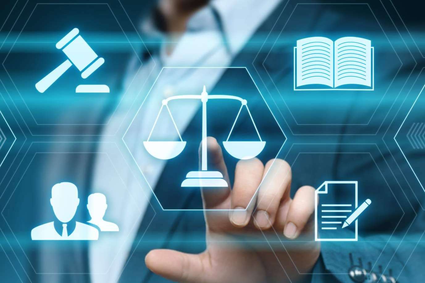 La versión libre y los descargos del funcionario en el procedimiento disciplinario en Colombia