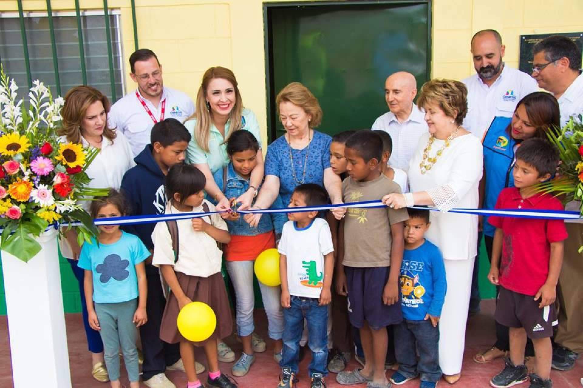 Elías Asfura y Fundación Marie colaboran en el proyecto educativo para jóvenes