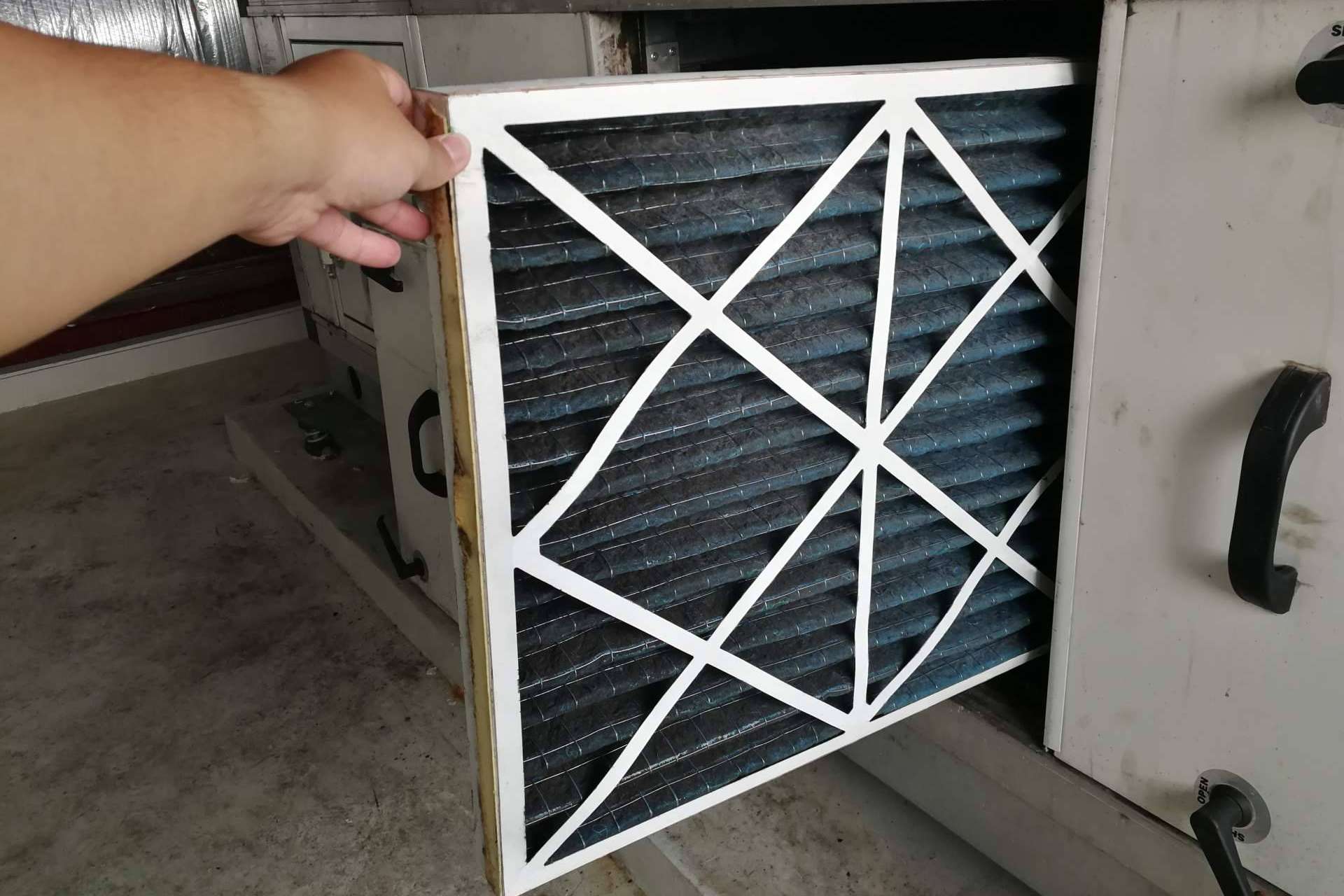 Las ventajas de instalar en un negocio un sistema de purificación de aire