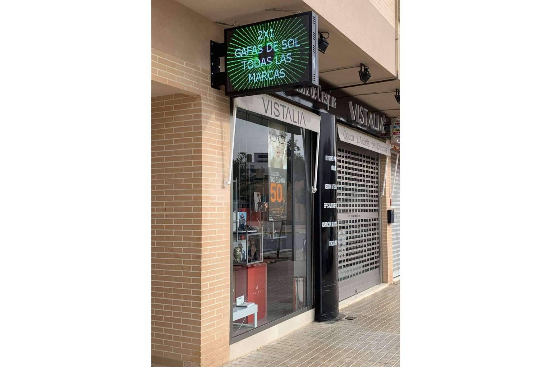 Las principales ventajas de las banderolas LED, por Pantatronic