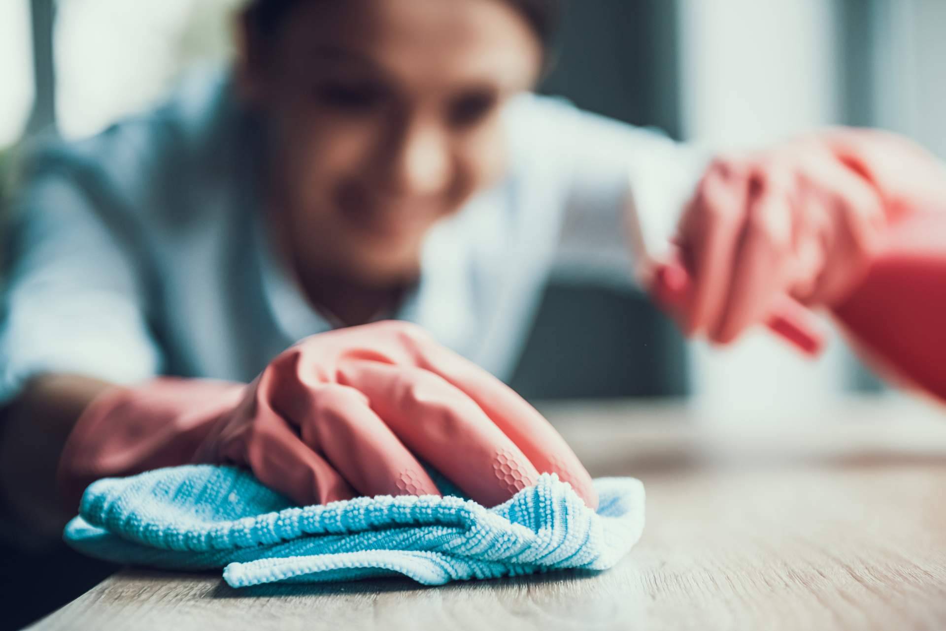 Ecocleans, limpieza a domicilio por horas para empresas y particulares